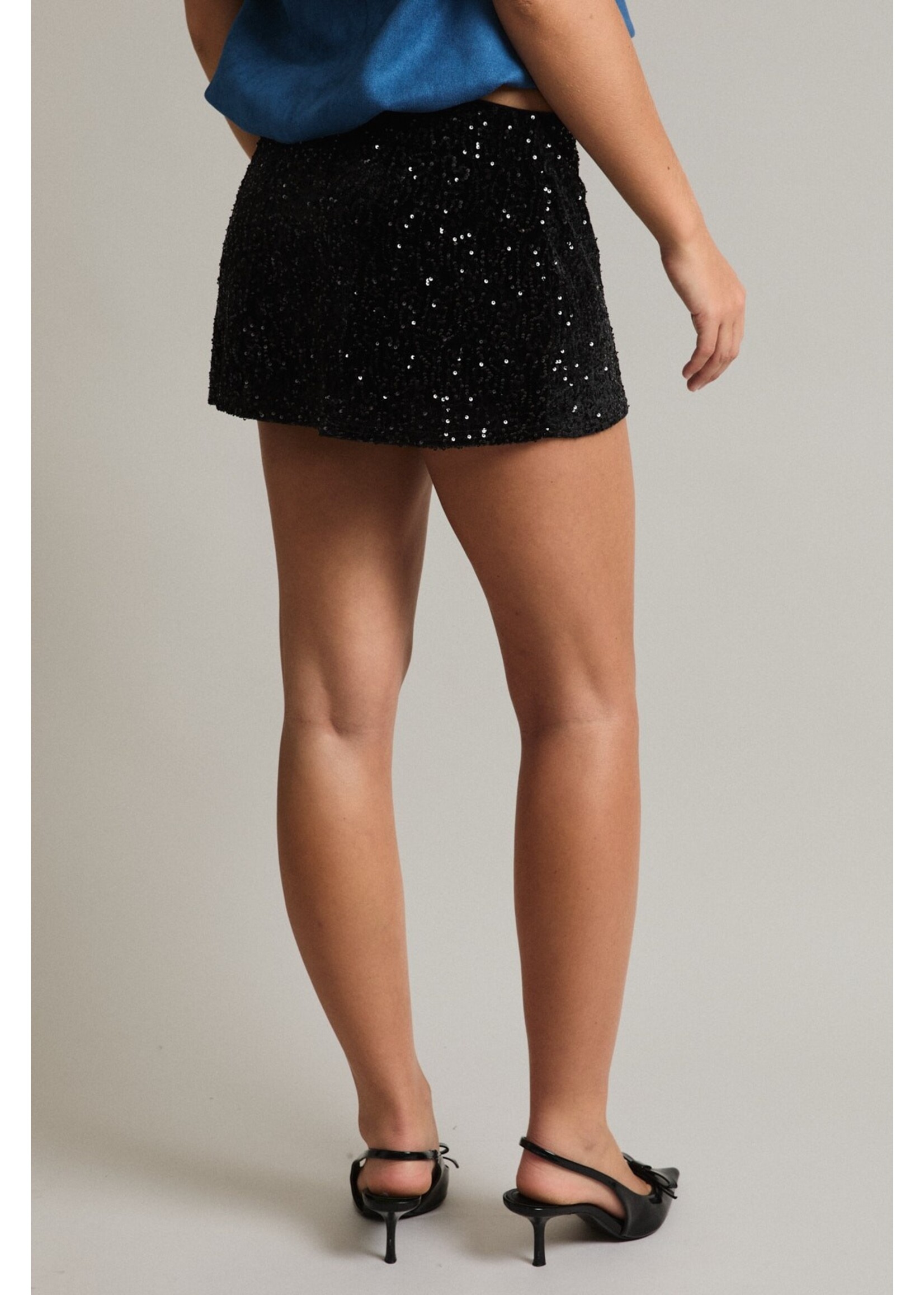 Le Lis Velvet Sequin Lowrise Mini Skirt - PS6646