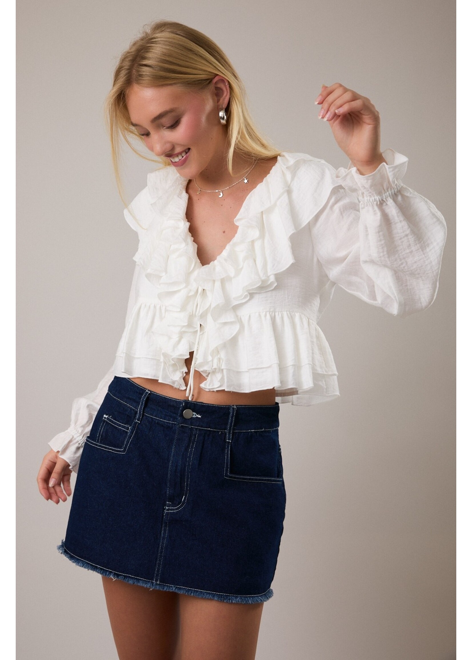 Le Lis Long Sleeve V-Neck Ruffle Detail Crop Blouse - IT5948