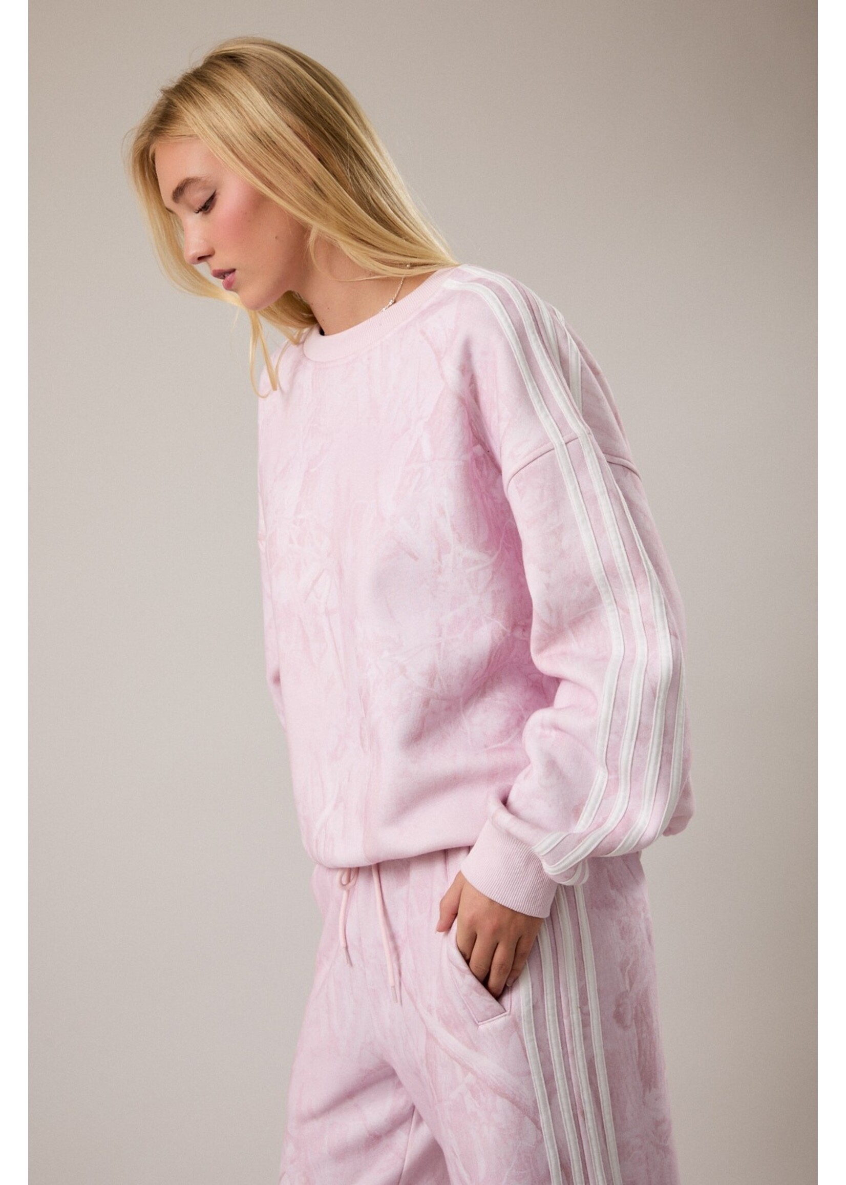 Le Lis Camo Printed Side Stripe Detail Sweatshirt - IT6175