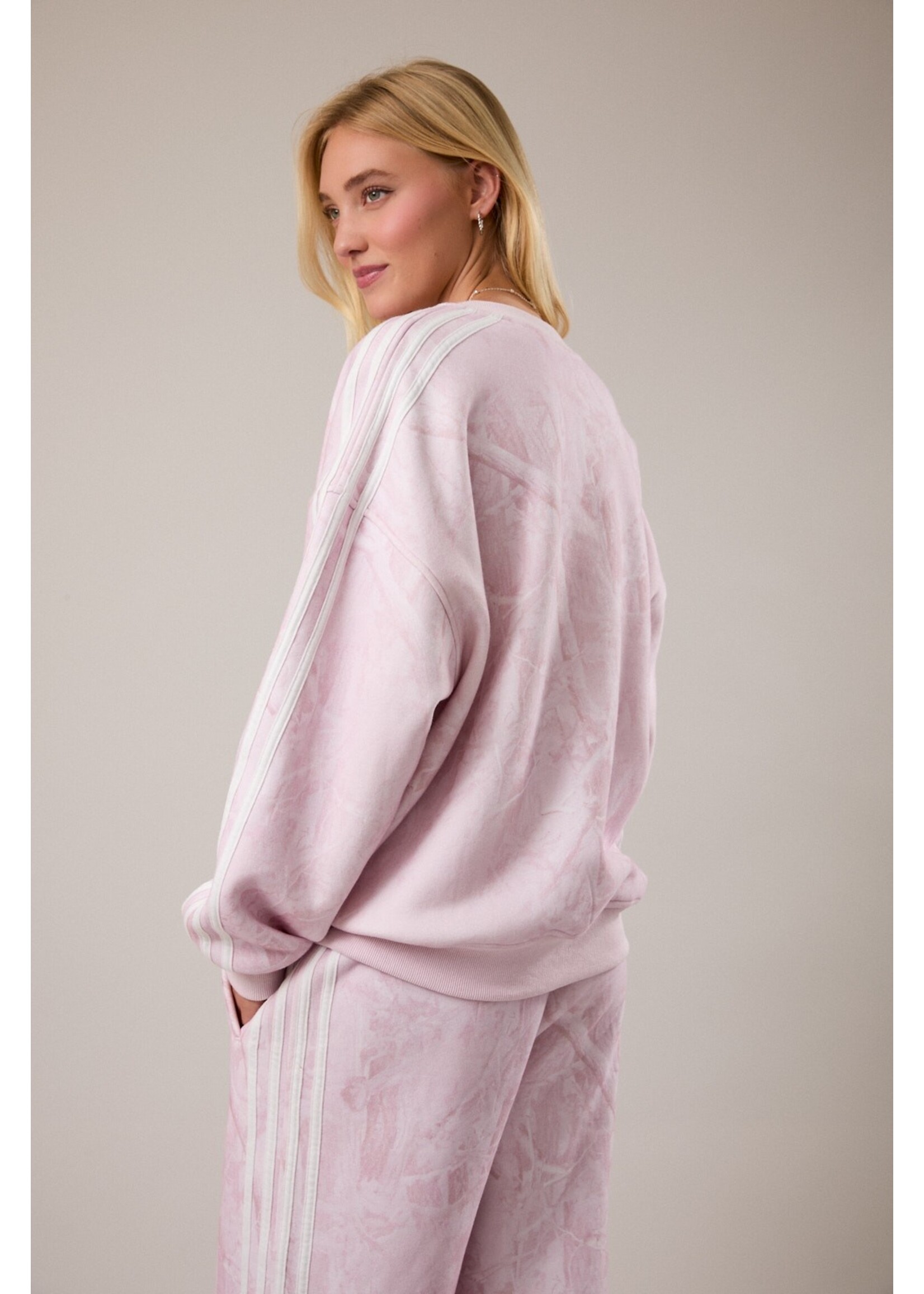 Le Lis Camo Printed Side Stripe Detail Sweatshirt - IT6175