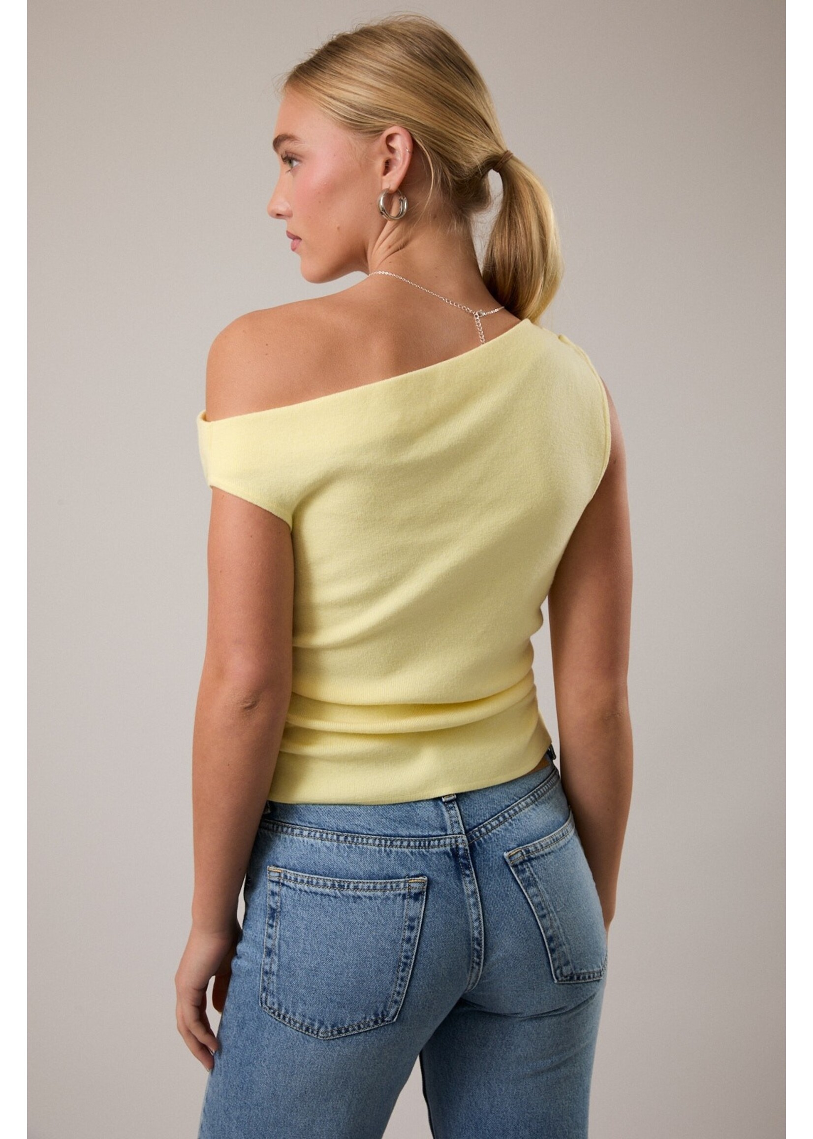Le Lis Asymmetrical Neck Sweater Top - SWT2214