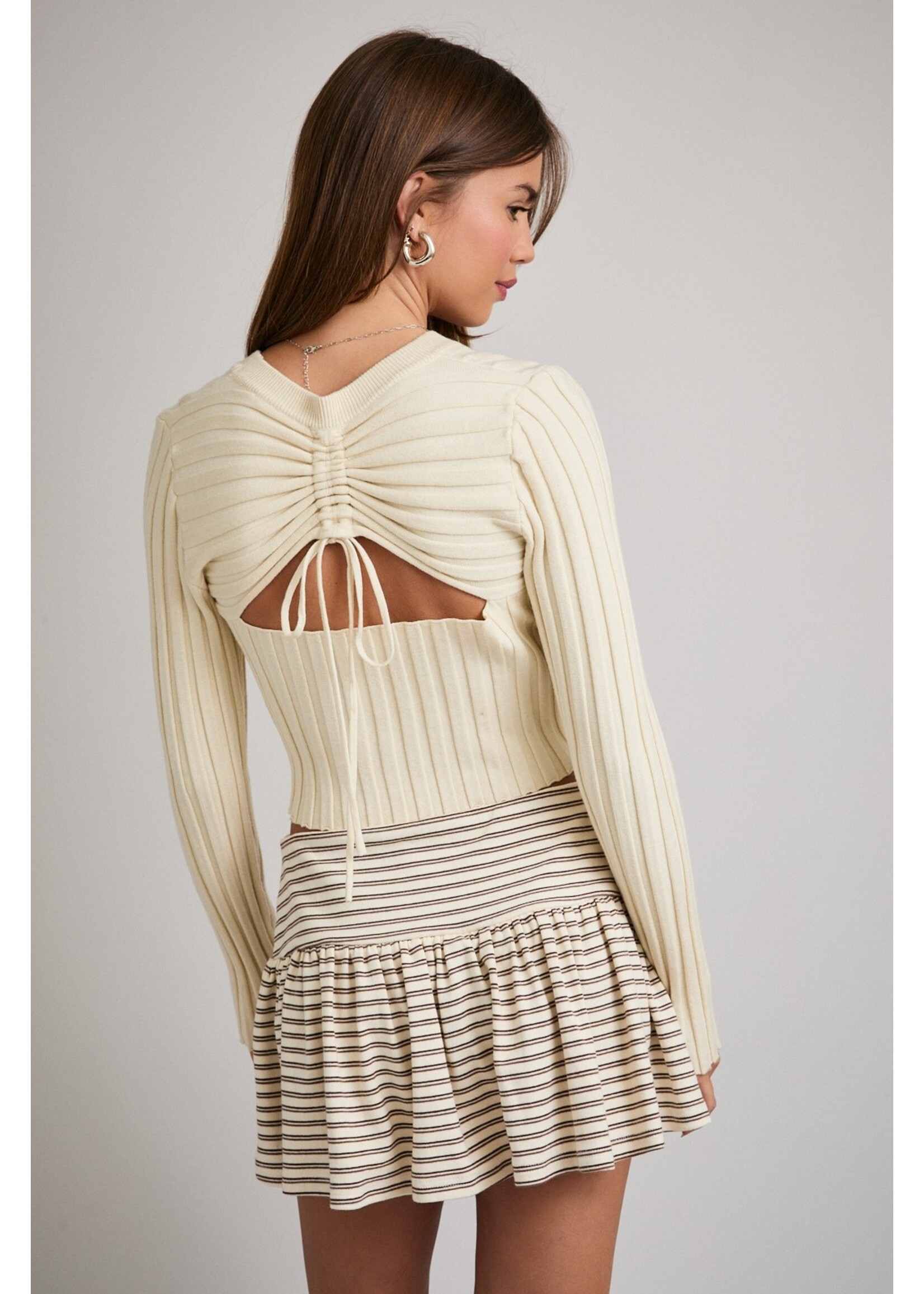 Le Lis Back Shirring Long Sleeve Top - BWT1009