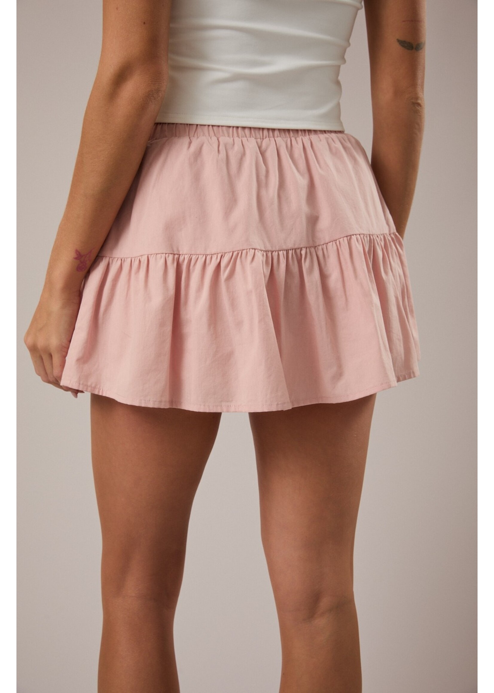 Le Lis Mid-Rise Tiered Skort - IS5745
