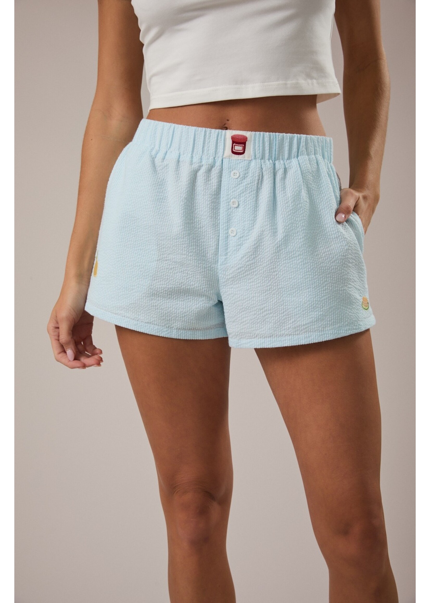 Le Lis Mid-Rise Embo Detail Shorts - IP6286-1