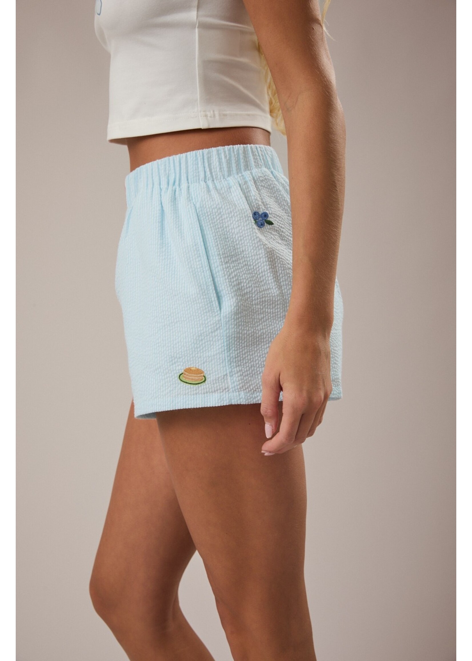 Le Lis Mid-Rise Embo Detail Shorts - IP6286-1
