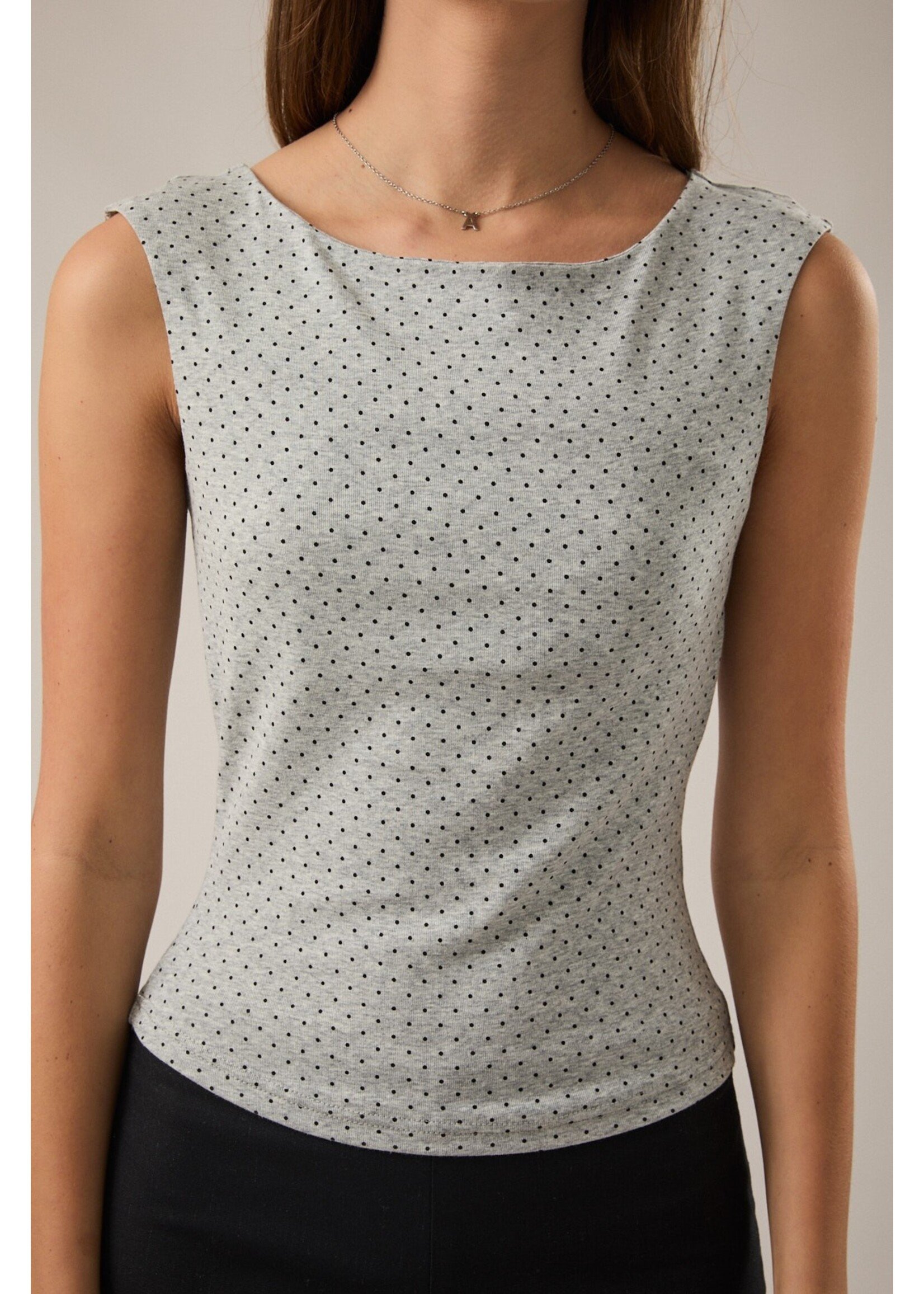 Le Lis Boat Neck Knit Top - ST3358