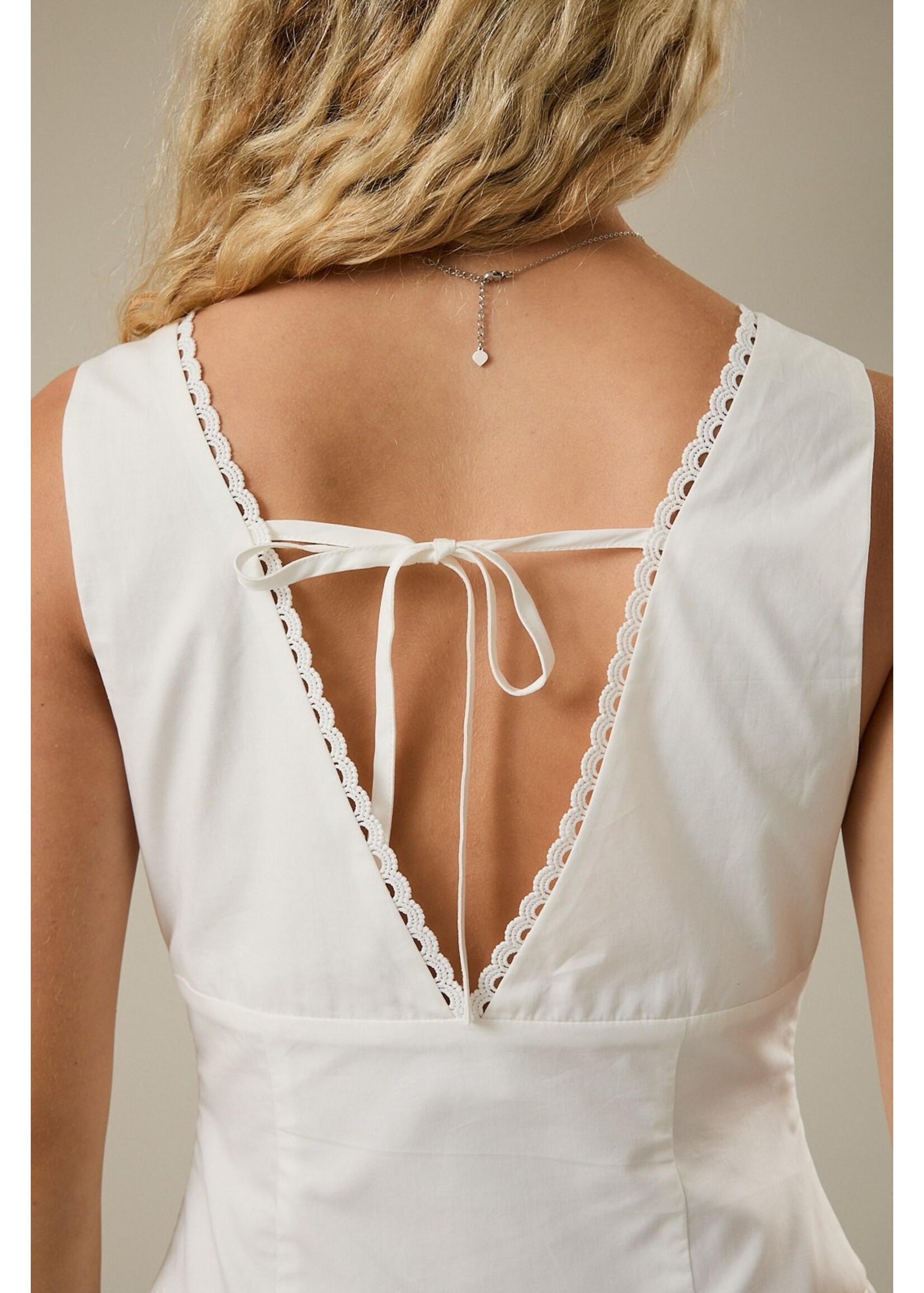 Le Lis V-Neckline Poplin Mini Dress with Trim Detail - PD7028