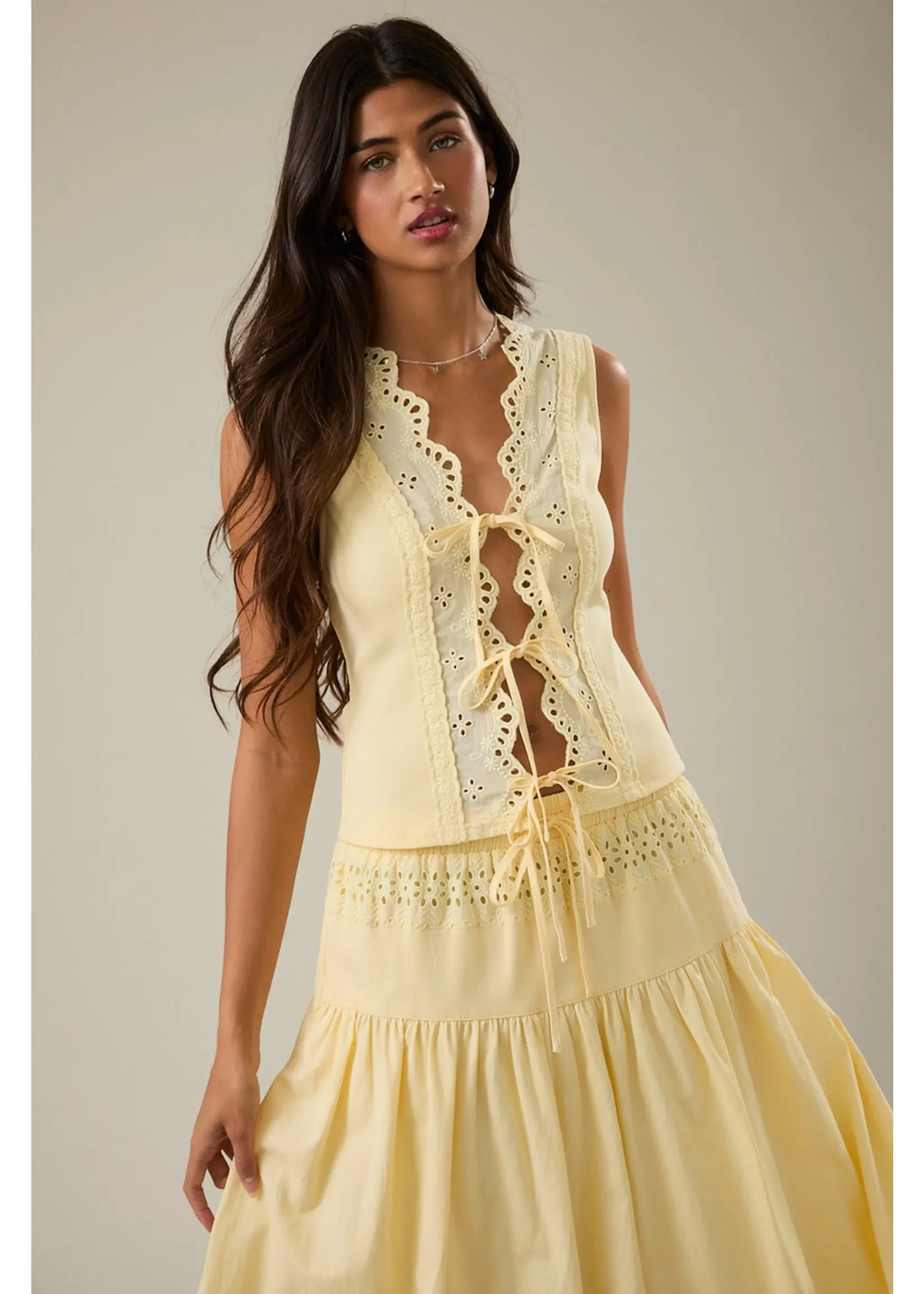 Le Lis Tie Front Vest - PT7006