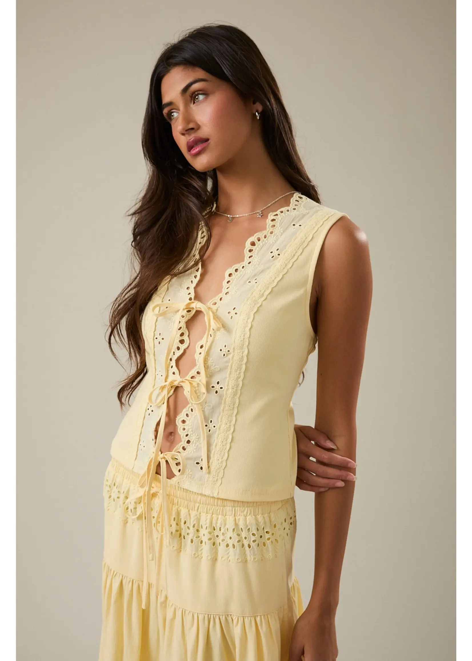 Le Lis Tie Front Vest - PT7006