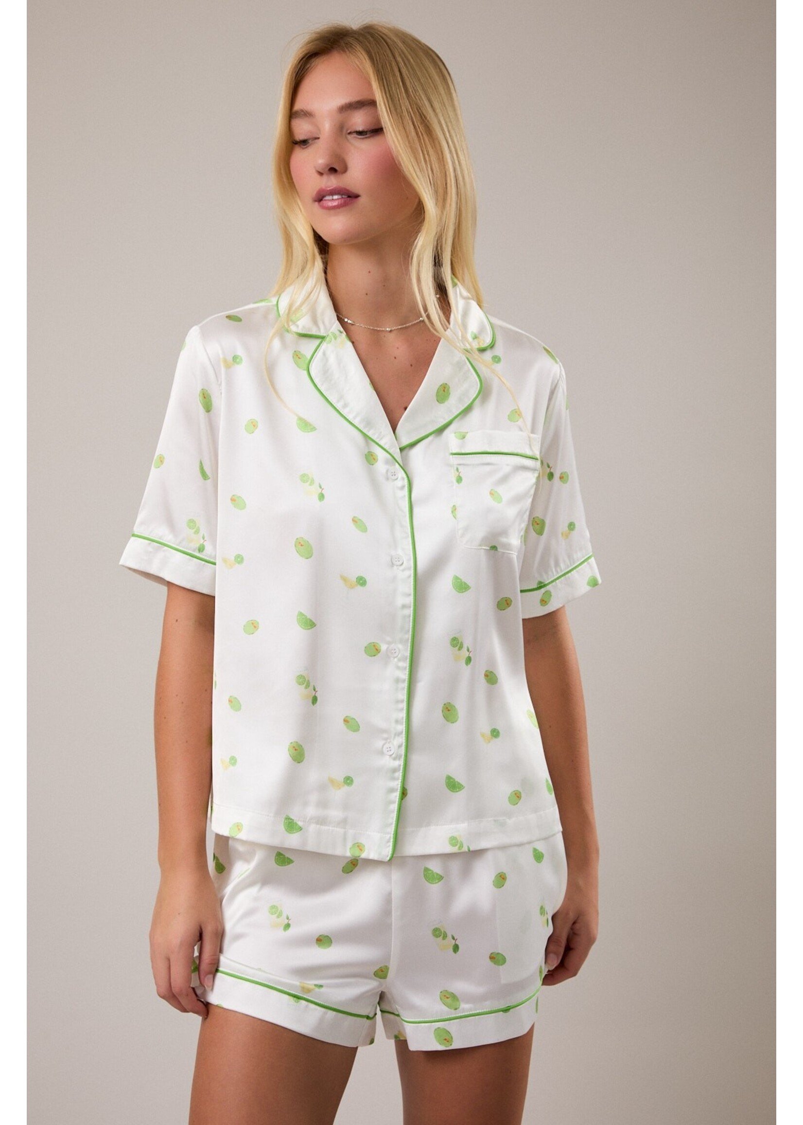 Le Lis Short Sleeve Collared Pajama Shirt - IT6260