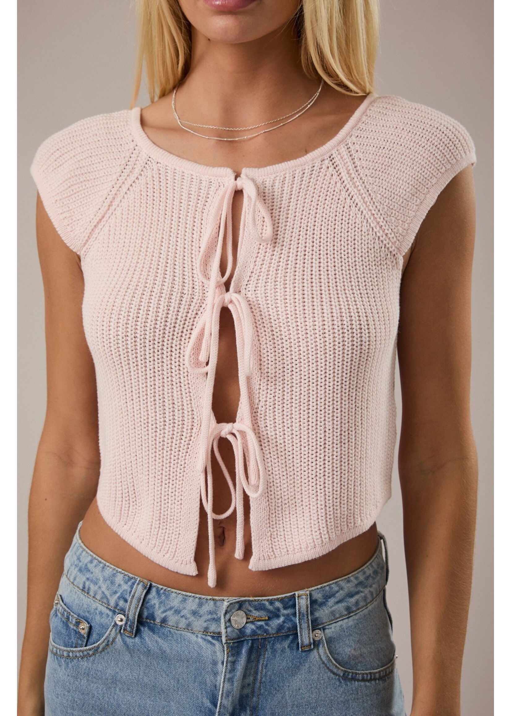 Le Lis Front Tie Sleeveless Sweater Cardigan - BWJ1212