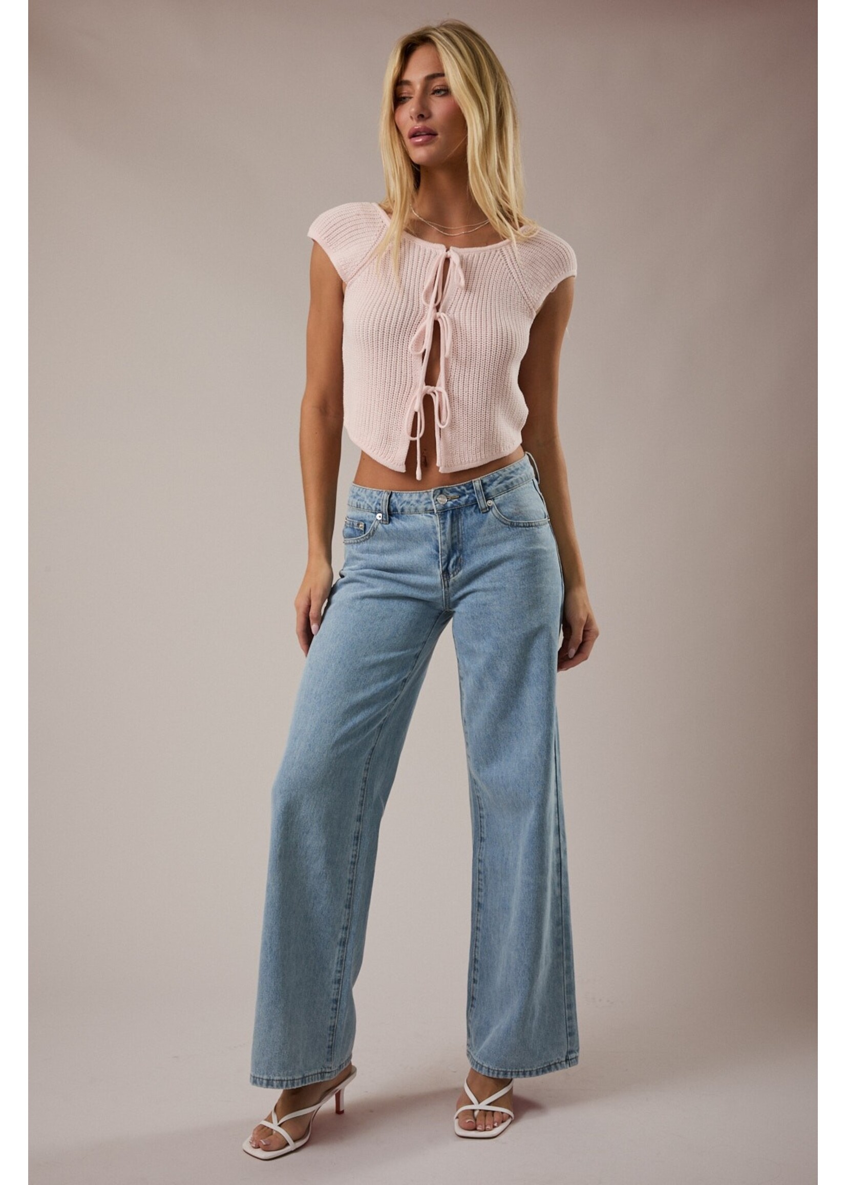 Le Lis Front Tie Sleeveless Sweater Cardigan - BWJ1212