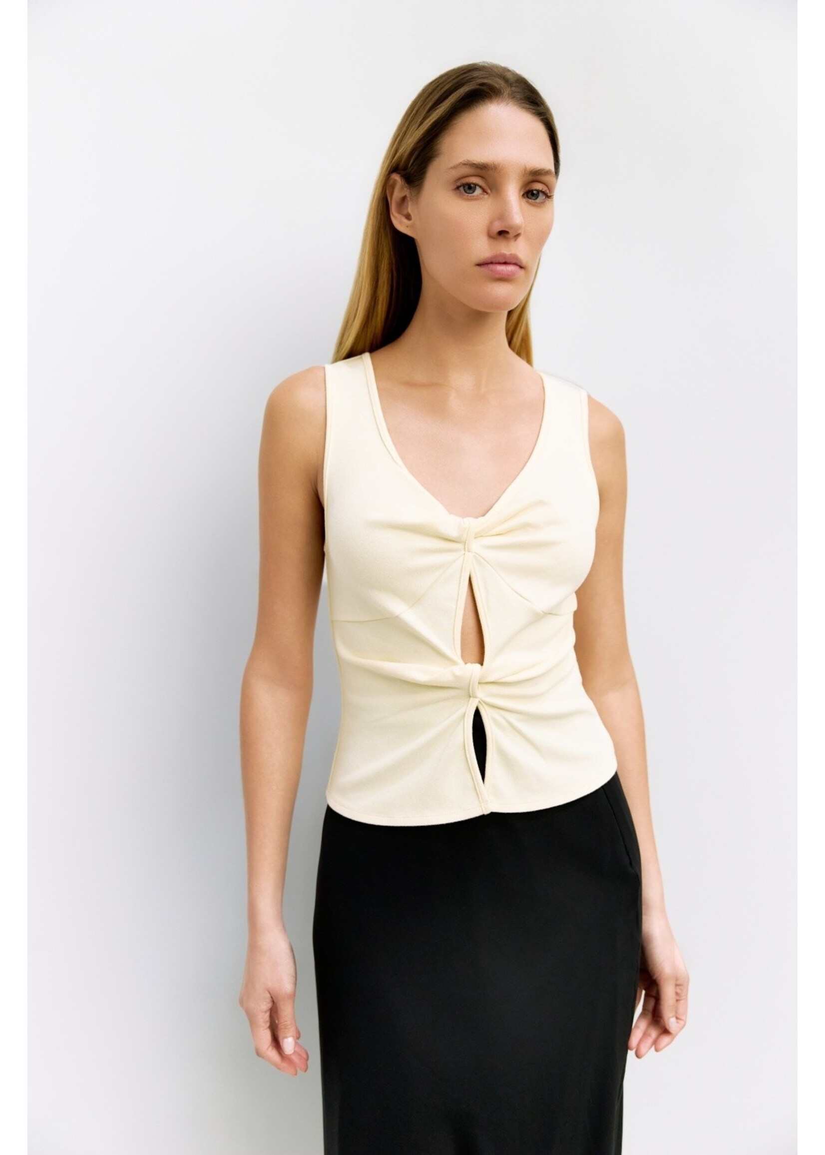 Mod Ref The Sierra Top - TAR0854