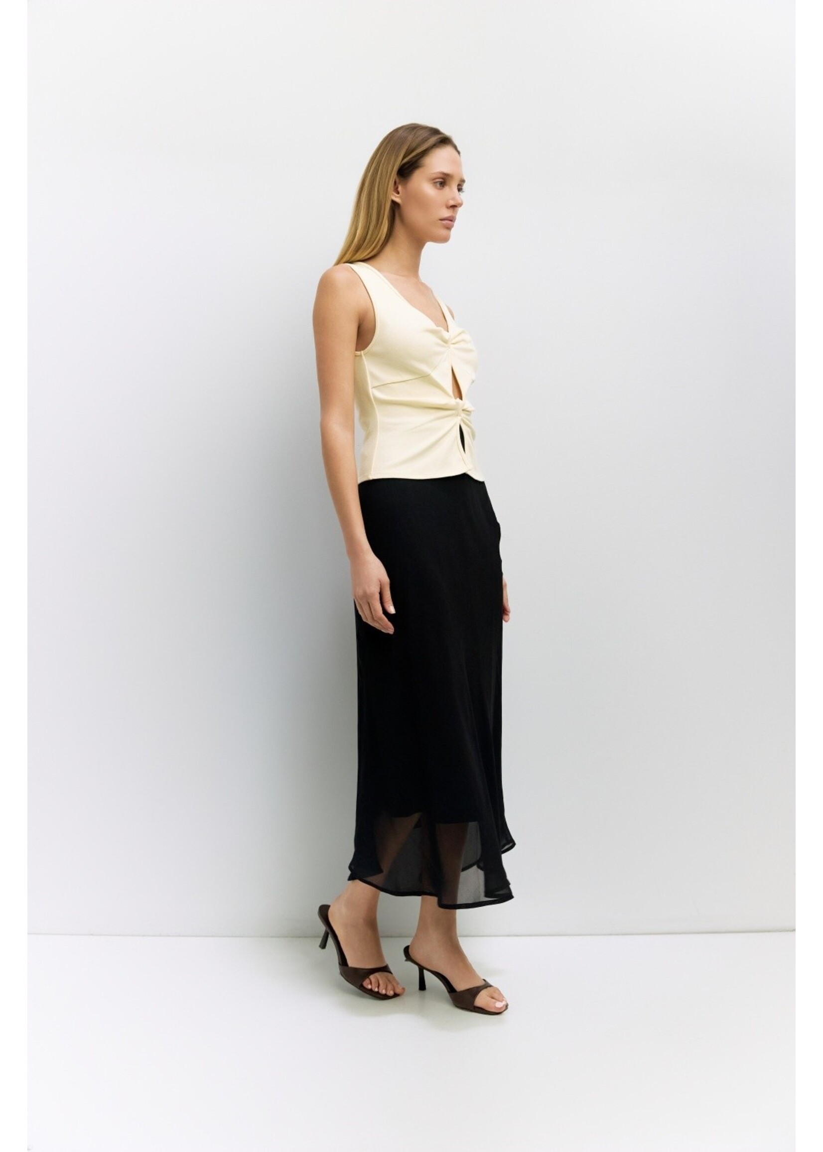 Mod Ref The Sierra Top - TAR0854