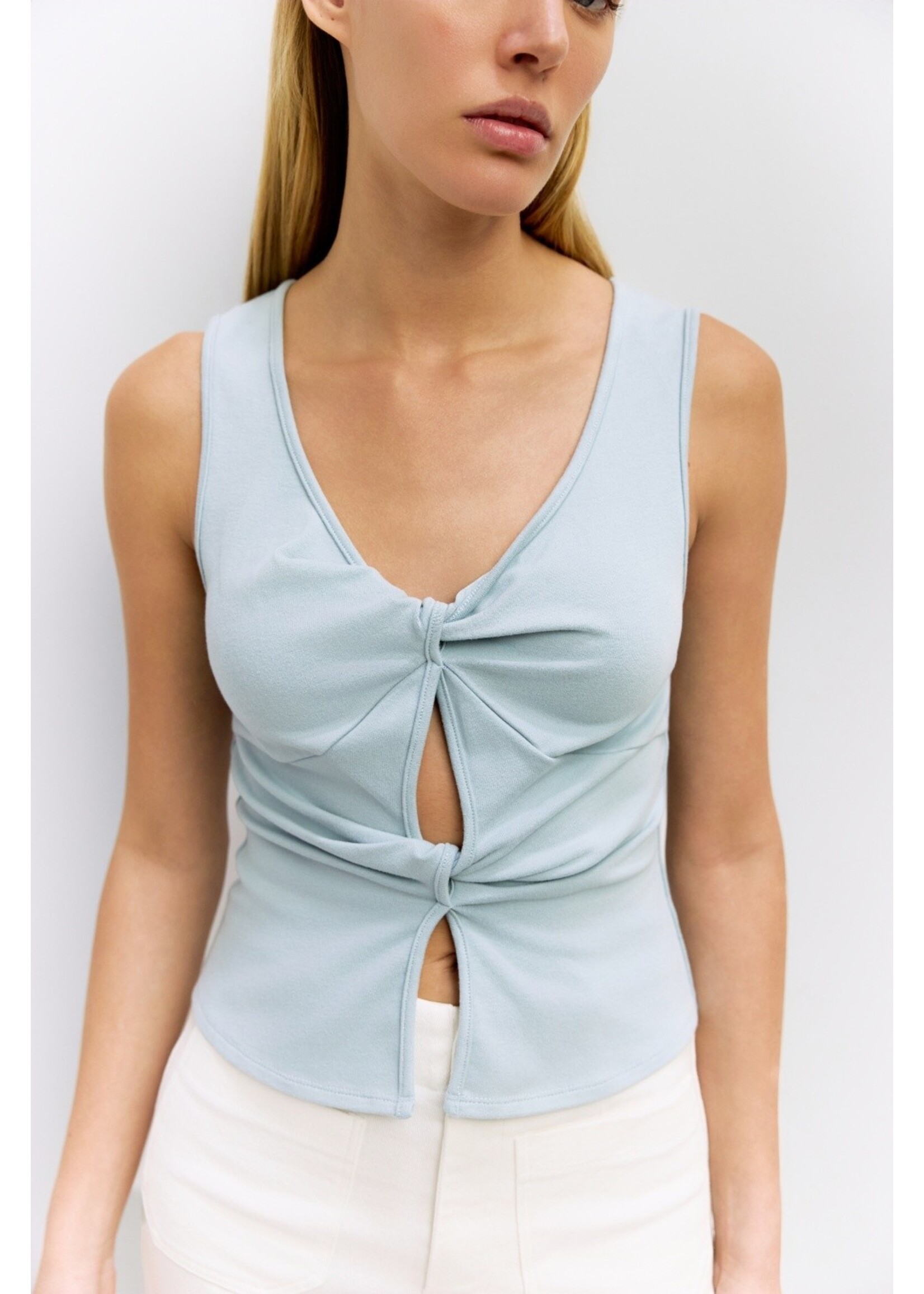 Mod Ref The Sierra Top - TAR0854