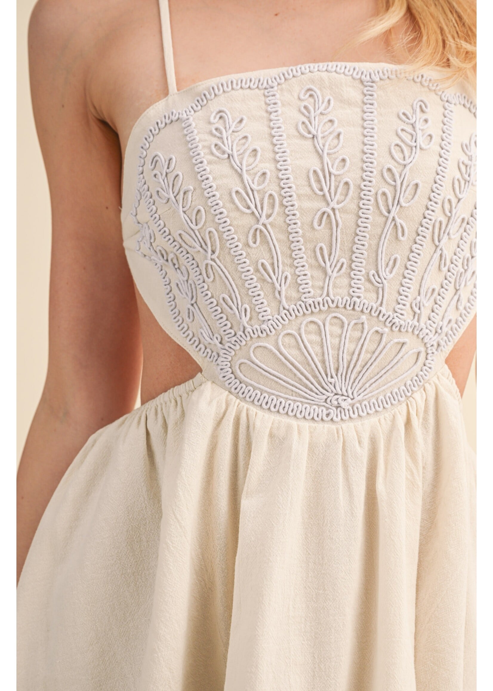 Klesis Scallop Aplique Criss Cross Back Flare Mini Dress - ID10176
