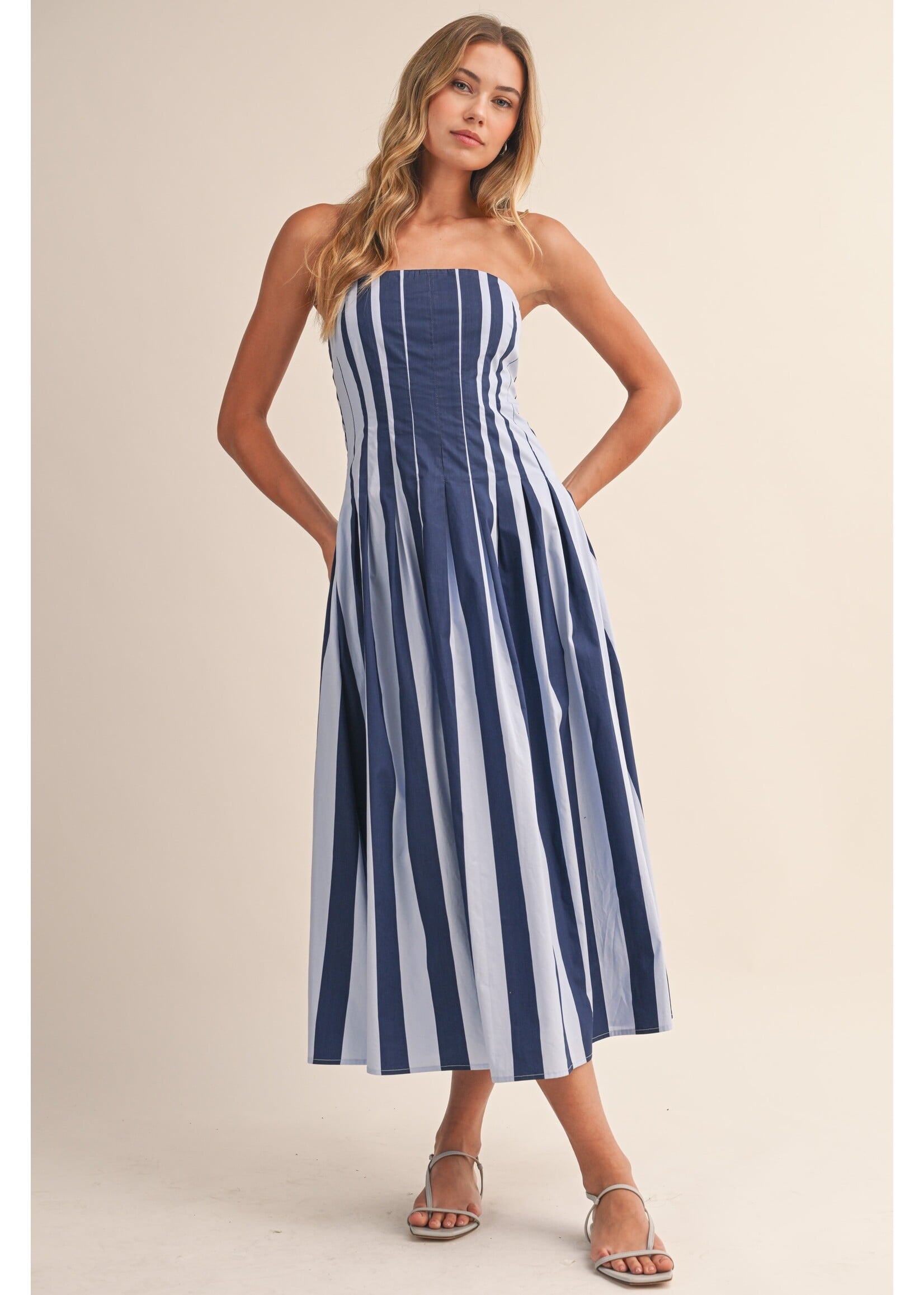 Klesis Strapless Striped Pleated Flare Midi Dress - ID10233
