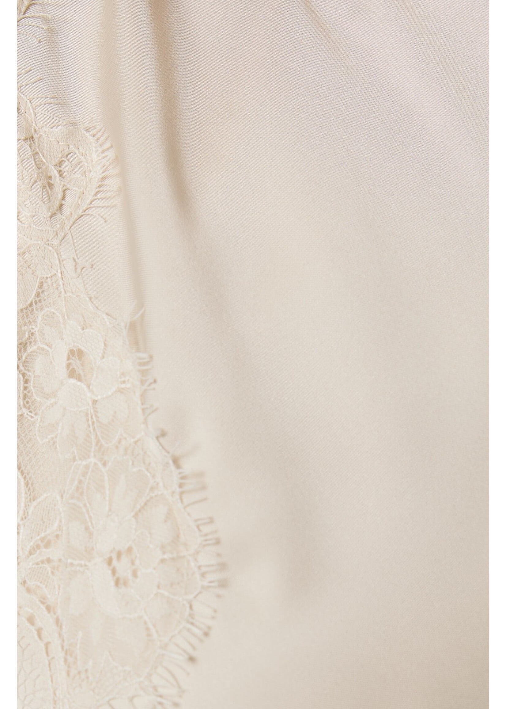 Le Lis Sleeveless High Neck Lace Trim Detail Dress - ID6611