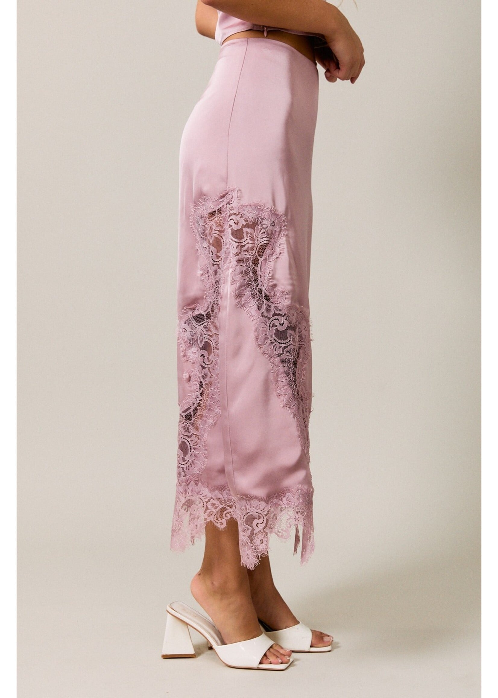 Le Lis Mid Waisted Lace Trim Detail Bias Midi Skirt - IS6610