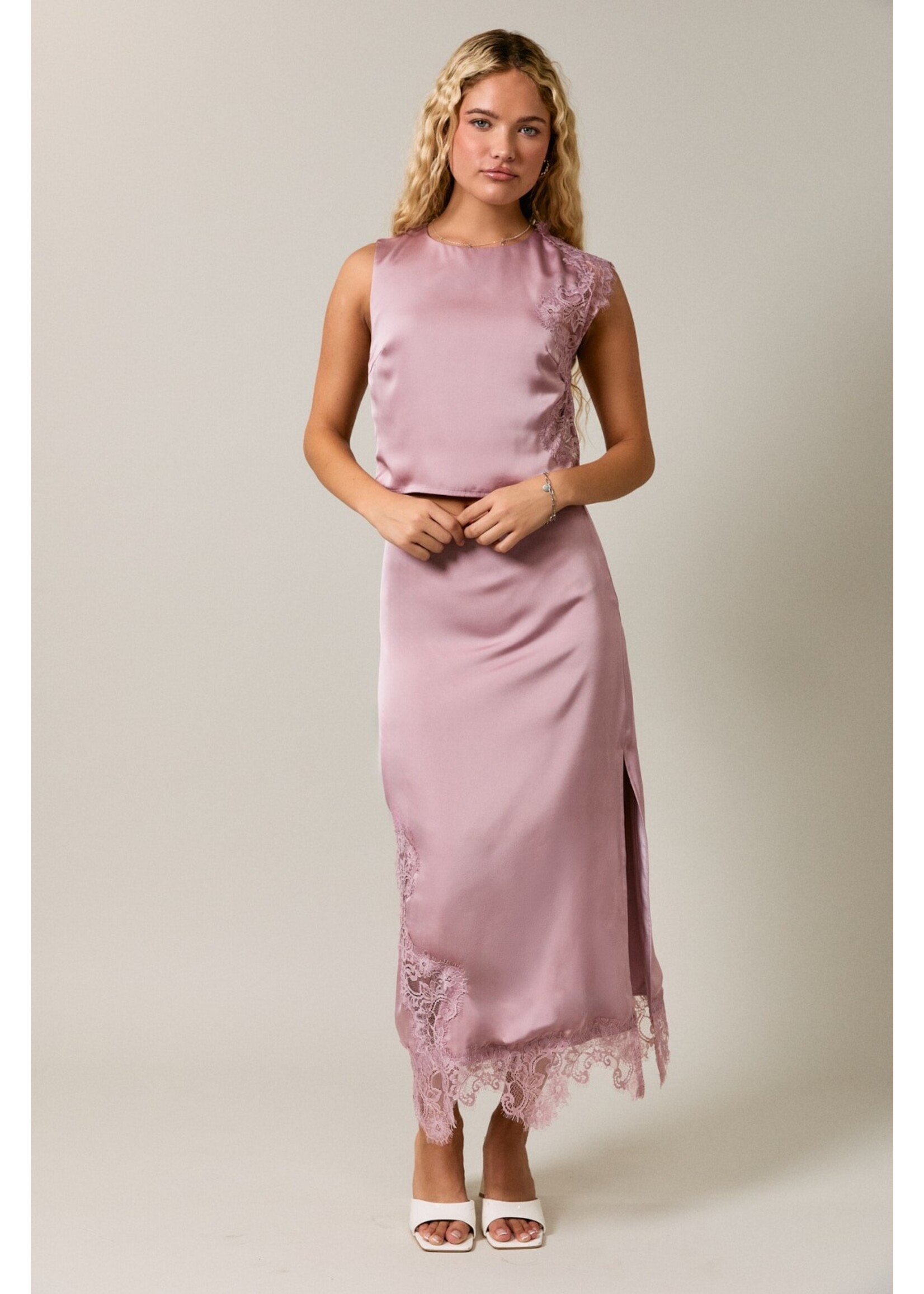 Le Lis Mid Waisted Lace Trim Detail Bias Midi Skirt - IS6610