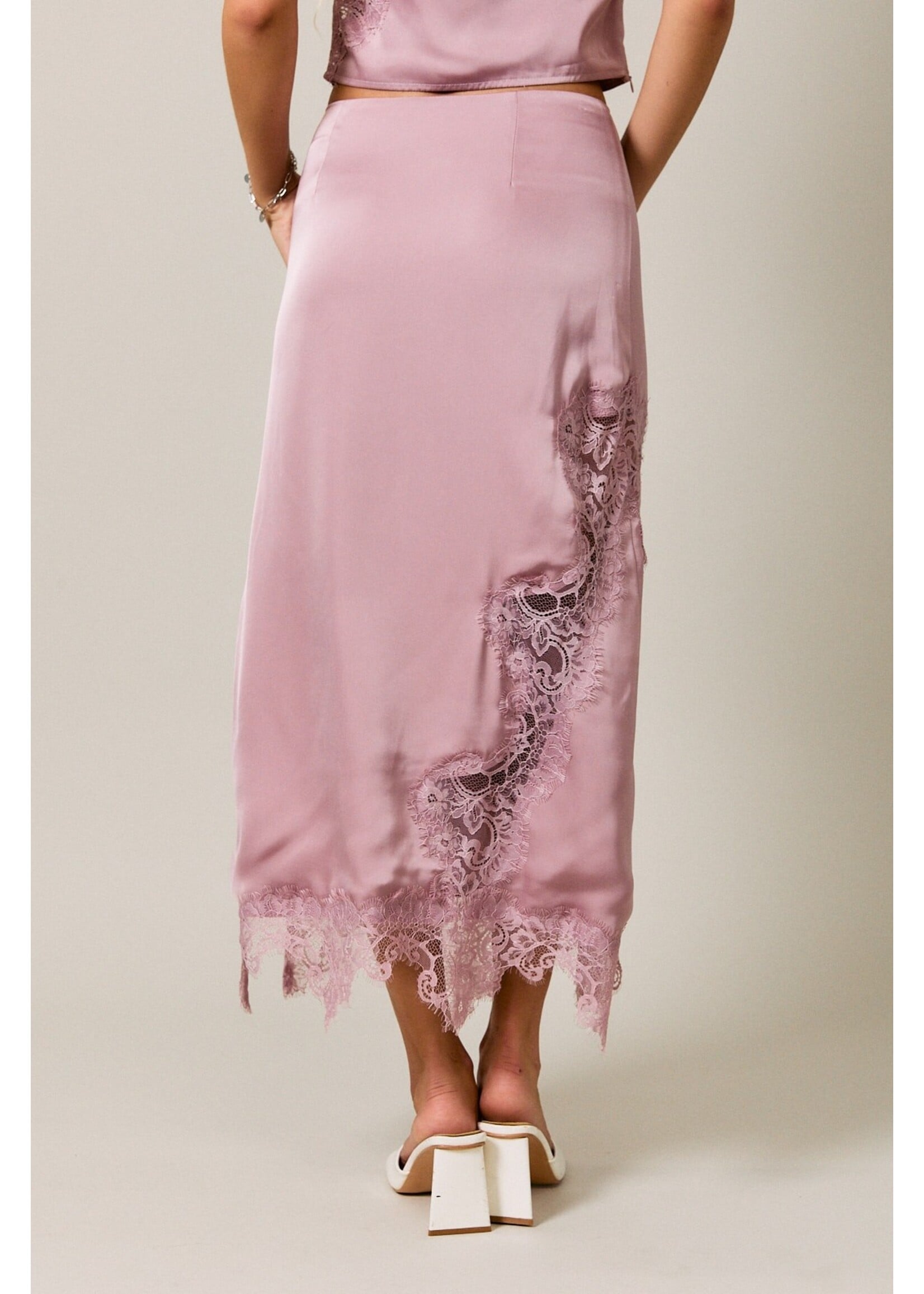 Le Lis Mid Waisted Lace Trim Detail Bias Midi Skirt - IS6610