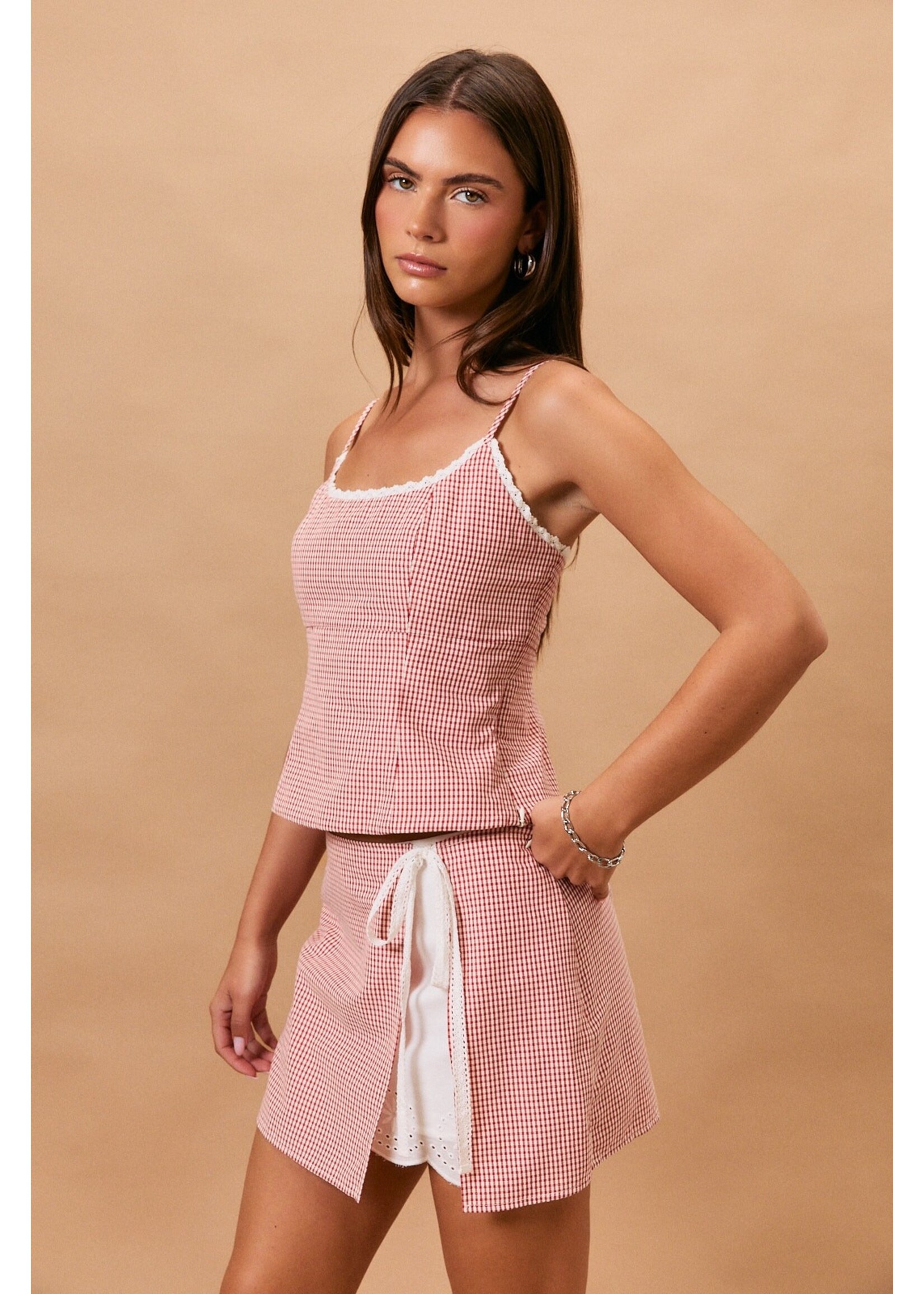 Le Lis Sleeveless Gingham Trim Detail Top - PT7364