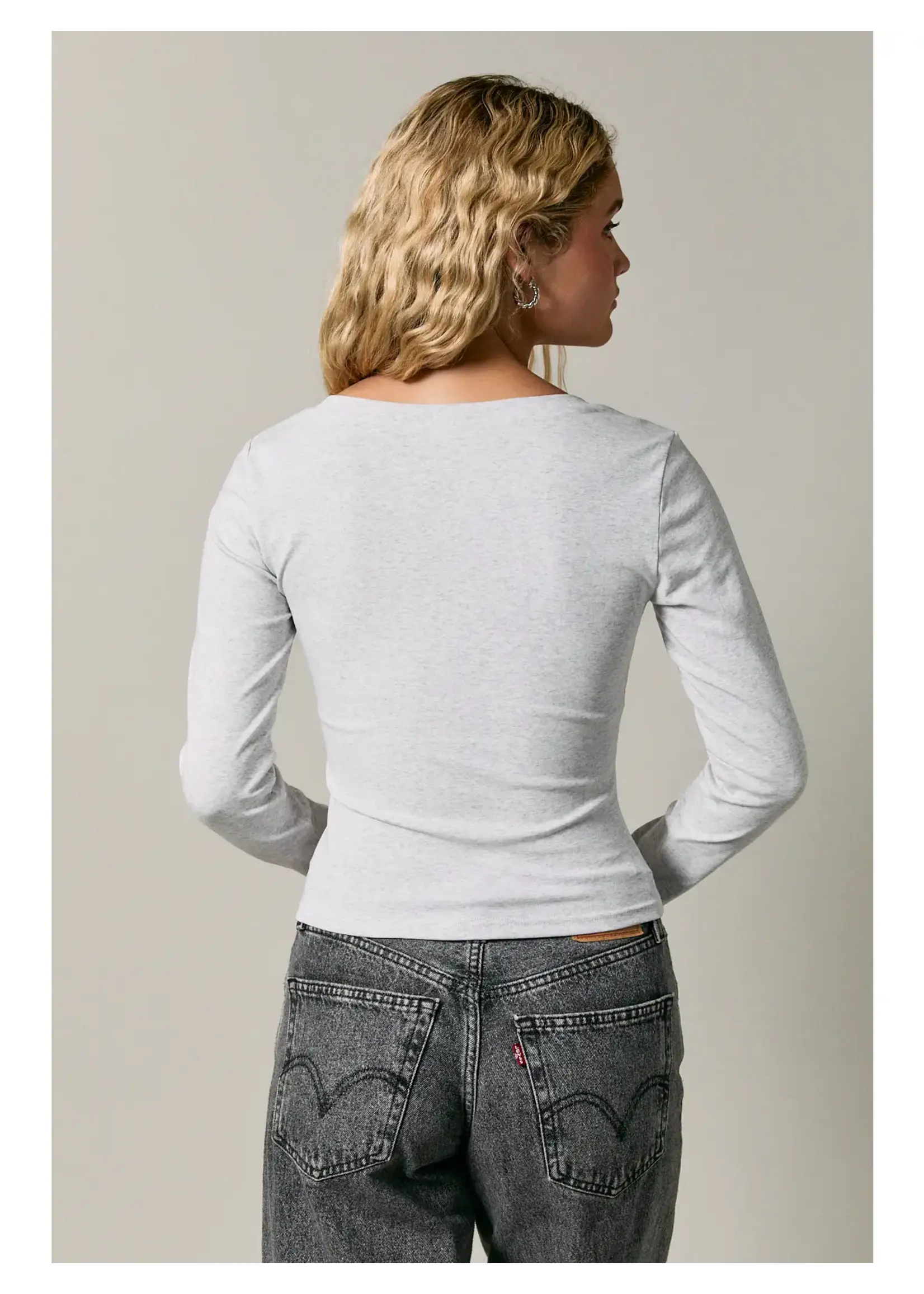Le Lis Long Sleeve V-Neck Wrap Top - IT6791