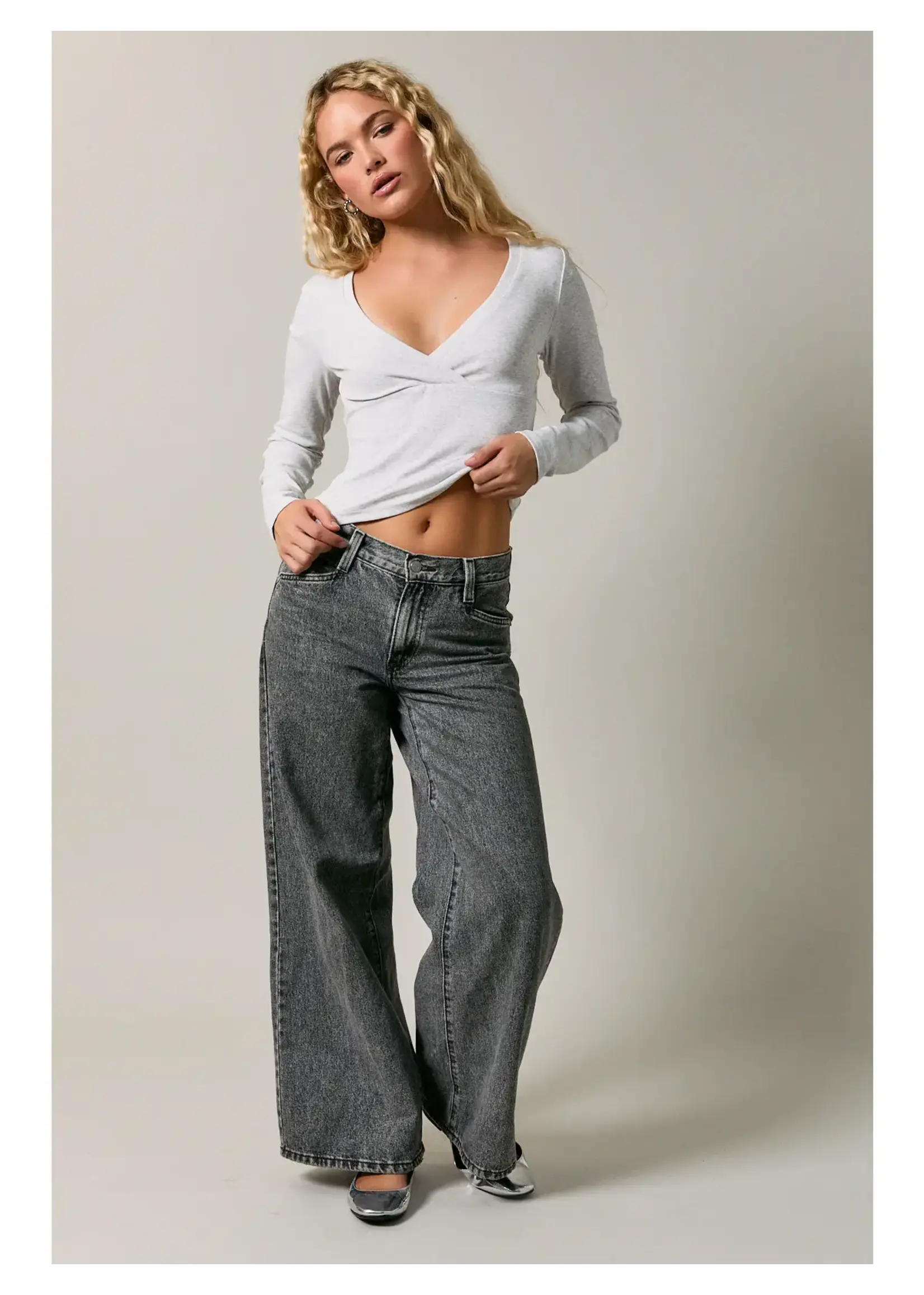 Le Lis Long Sleeve V-Neck Wrap Top - IT6791