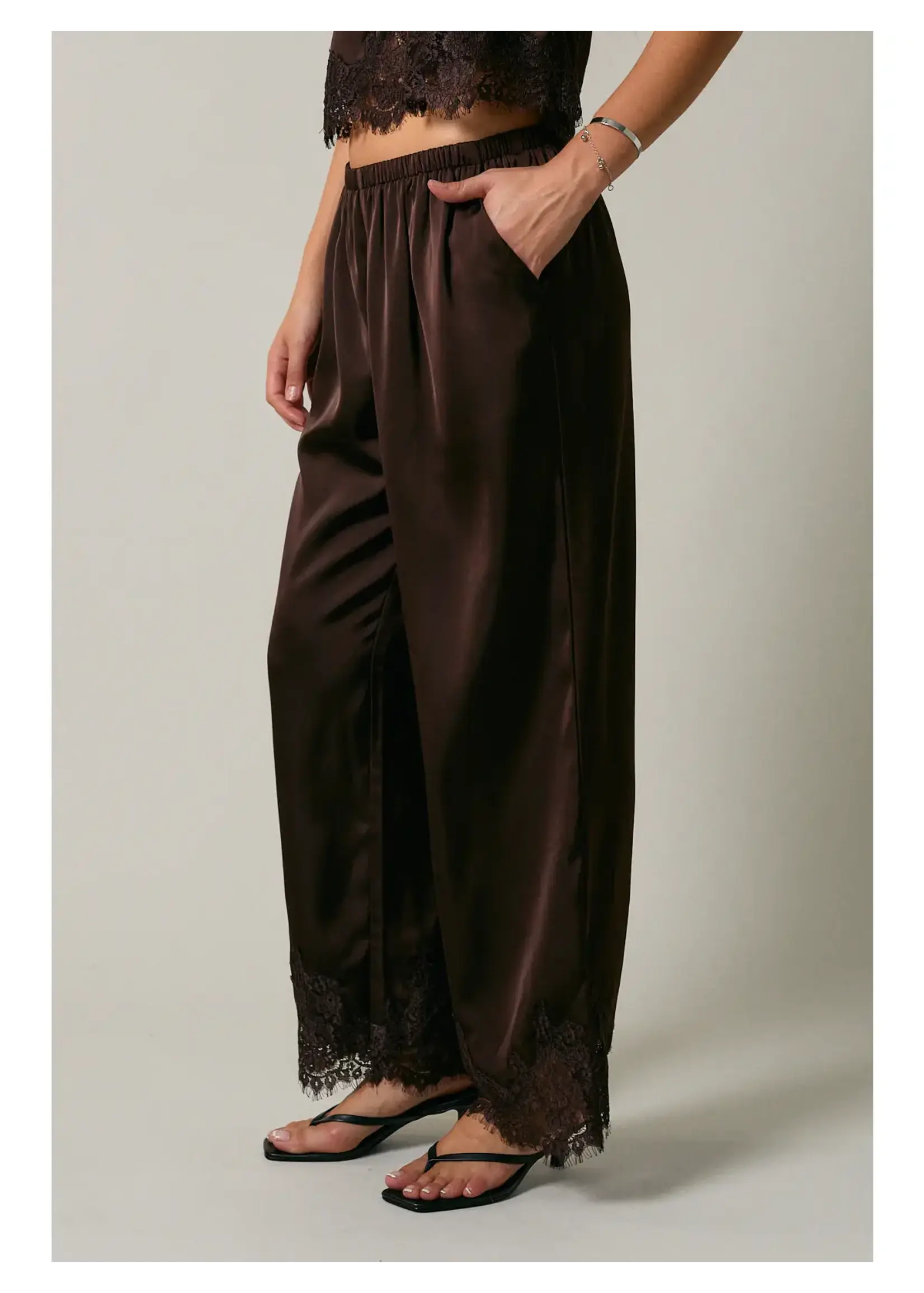 Le Lis Elastic Waist Lace Trim Wide Leg Pants - SP3823