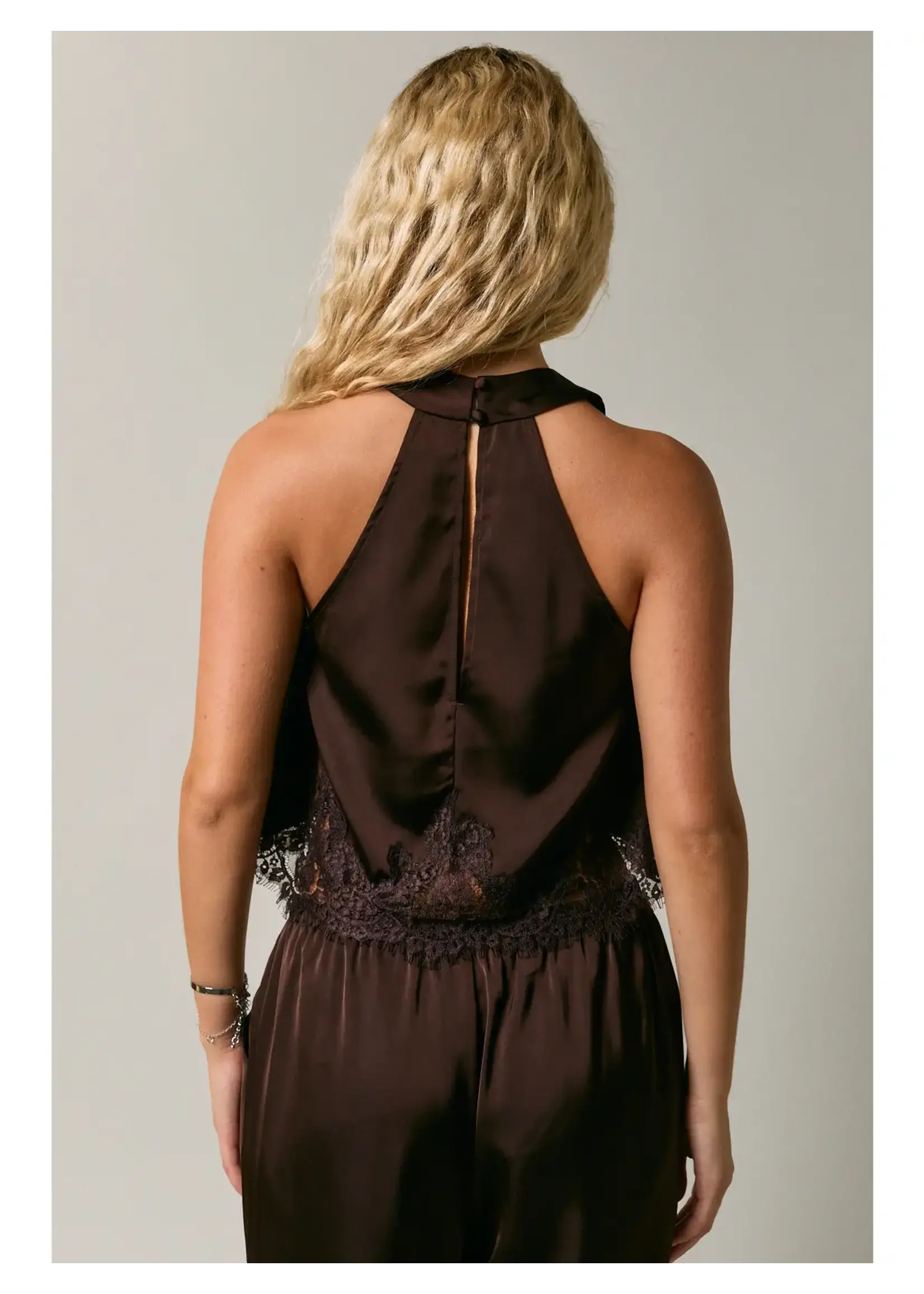 Le Lis Halter Neck Lace Trim Detail Sleeveless Top - ST3822