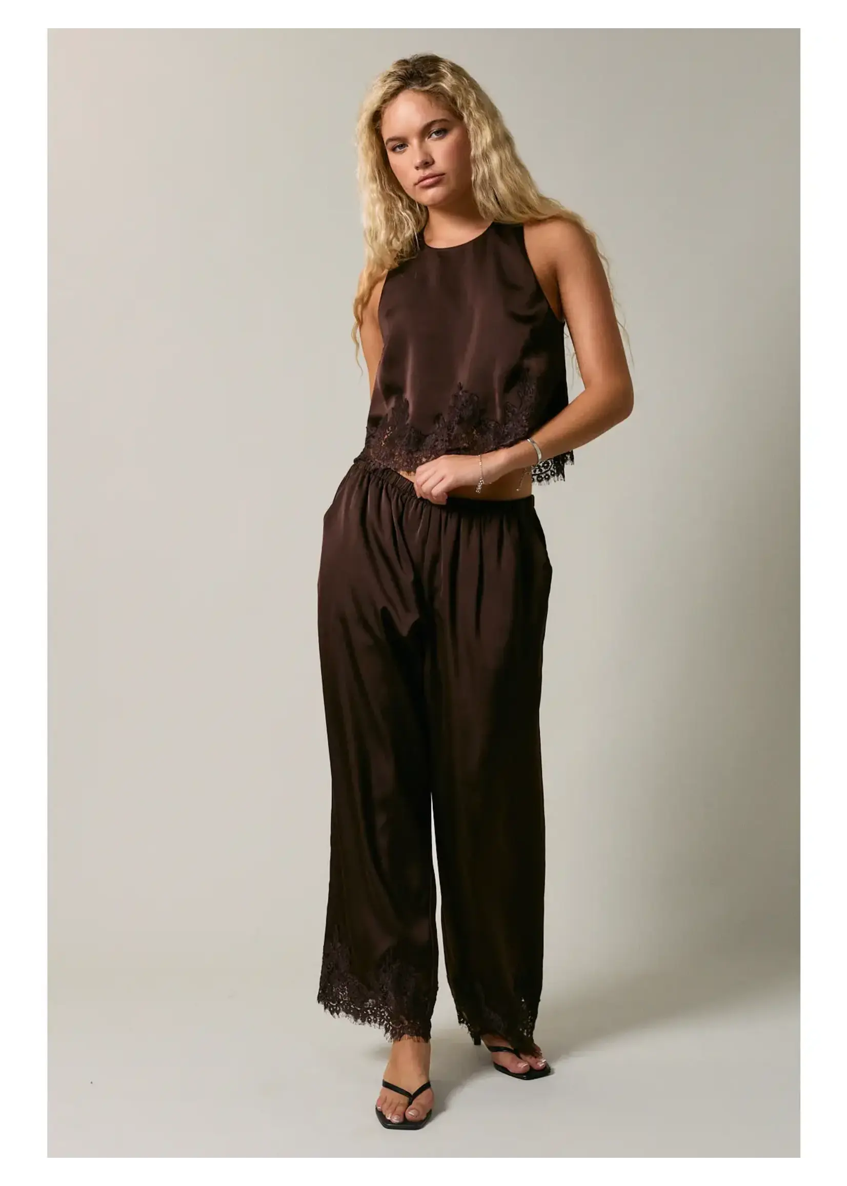 Le Lis Halter Neck Lace Trim Detail Sleeveless Top - ST3822