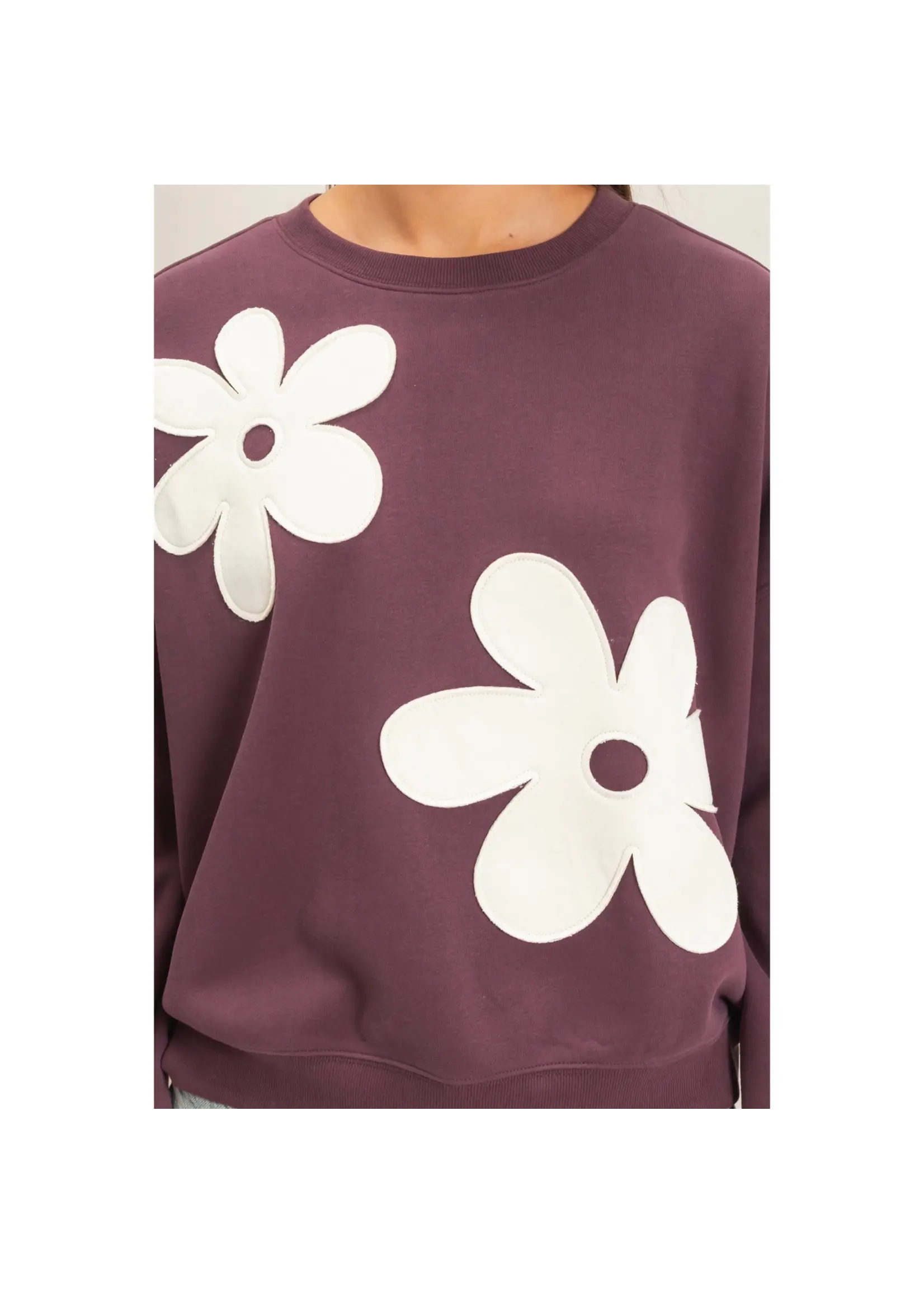 HYFVE Floral Applique Crew Neck Sweatshirt - DZ26E708