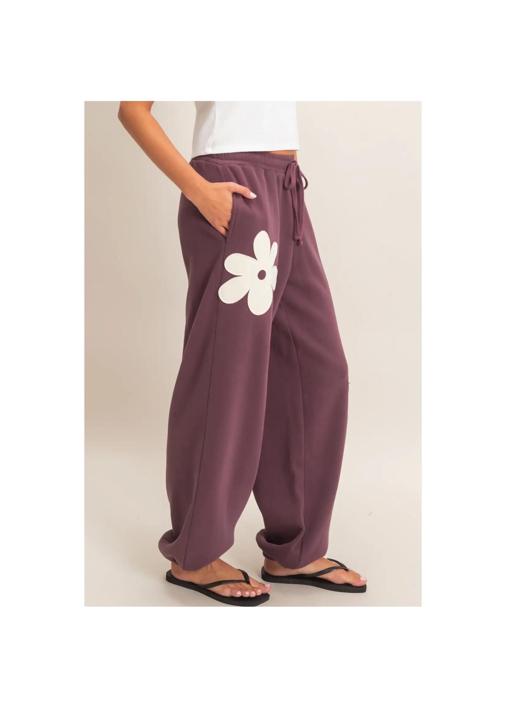 HYFVE Floral Applique Drawstring Jogger Pants - DZ26F308