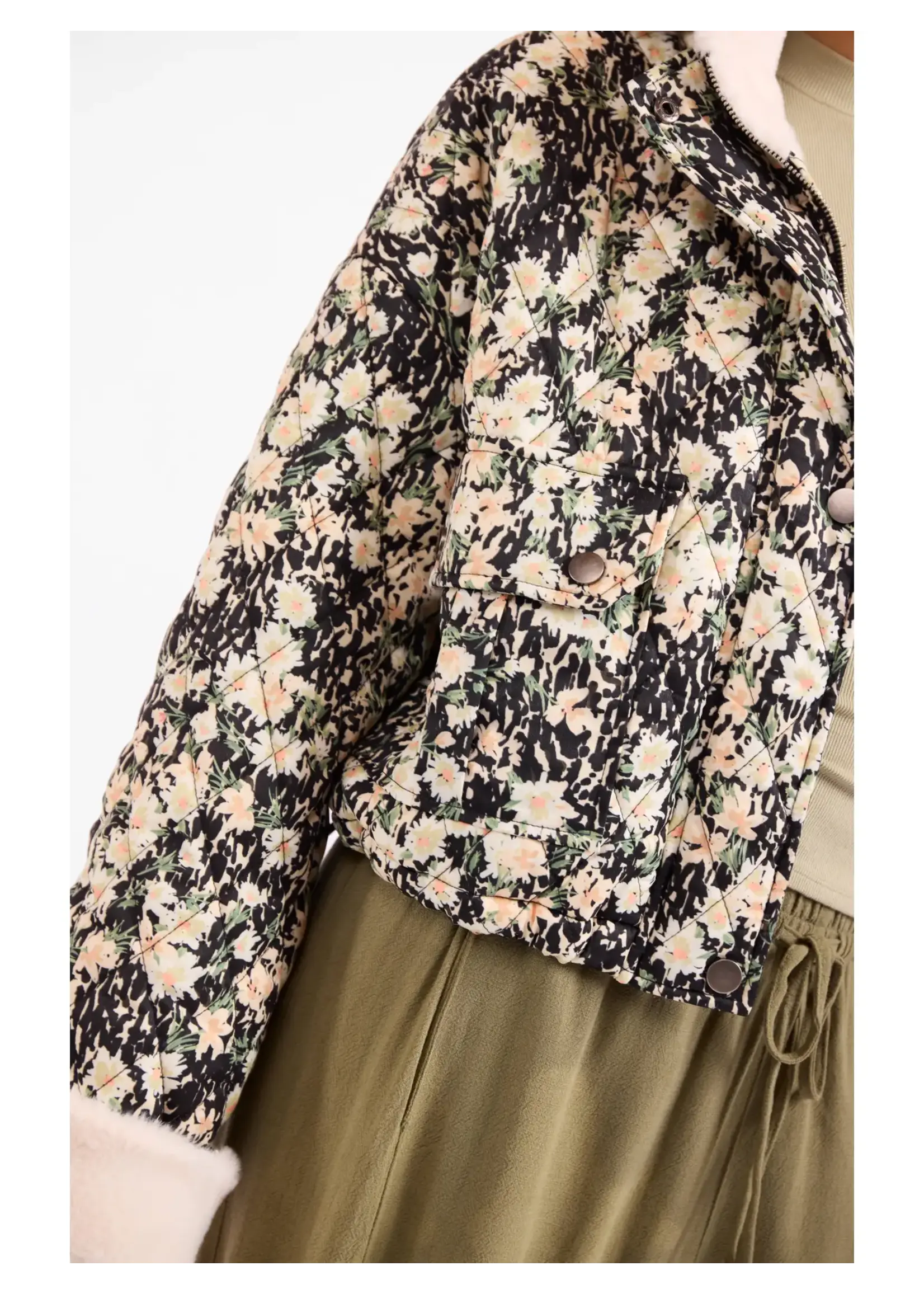 Sadie & Sage Painted Fields Quilted Sherpa Lined Jacket - AJ3511