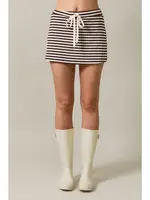 Le Lis Mid Rise Stripe Skort - IS6335