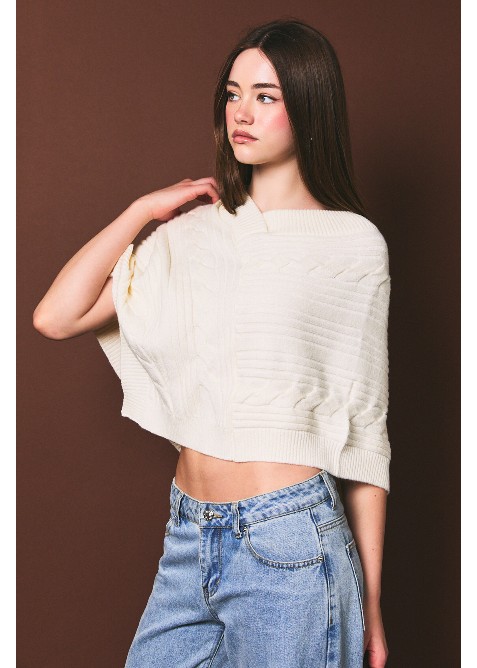 Le Lis Cable Knit Poncho - PWT7407