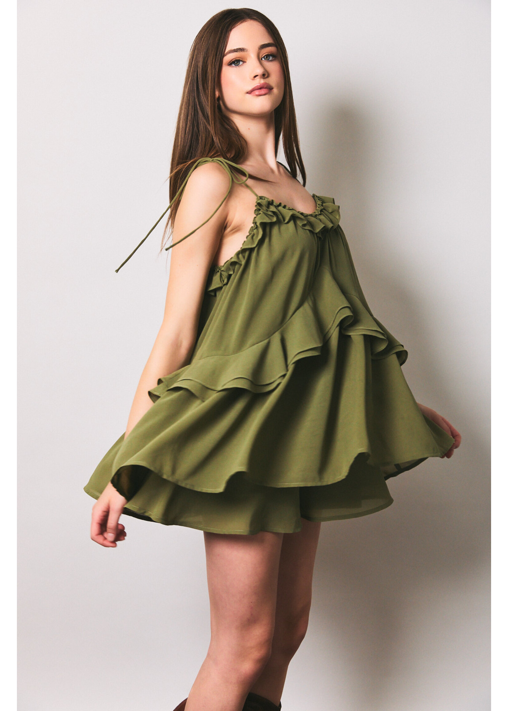 Le Lis Ruffle Flare Romper - SM3184
