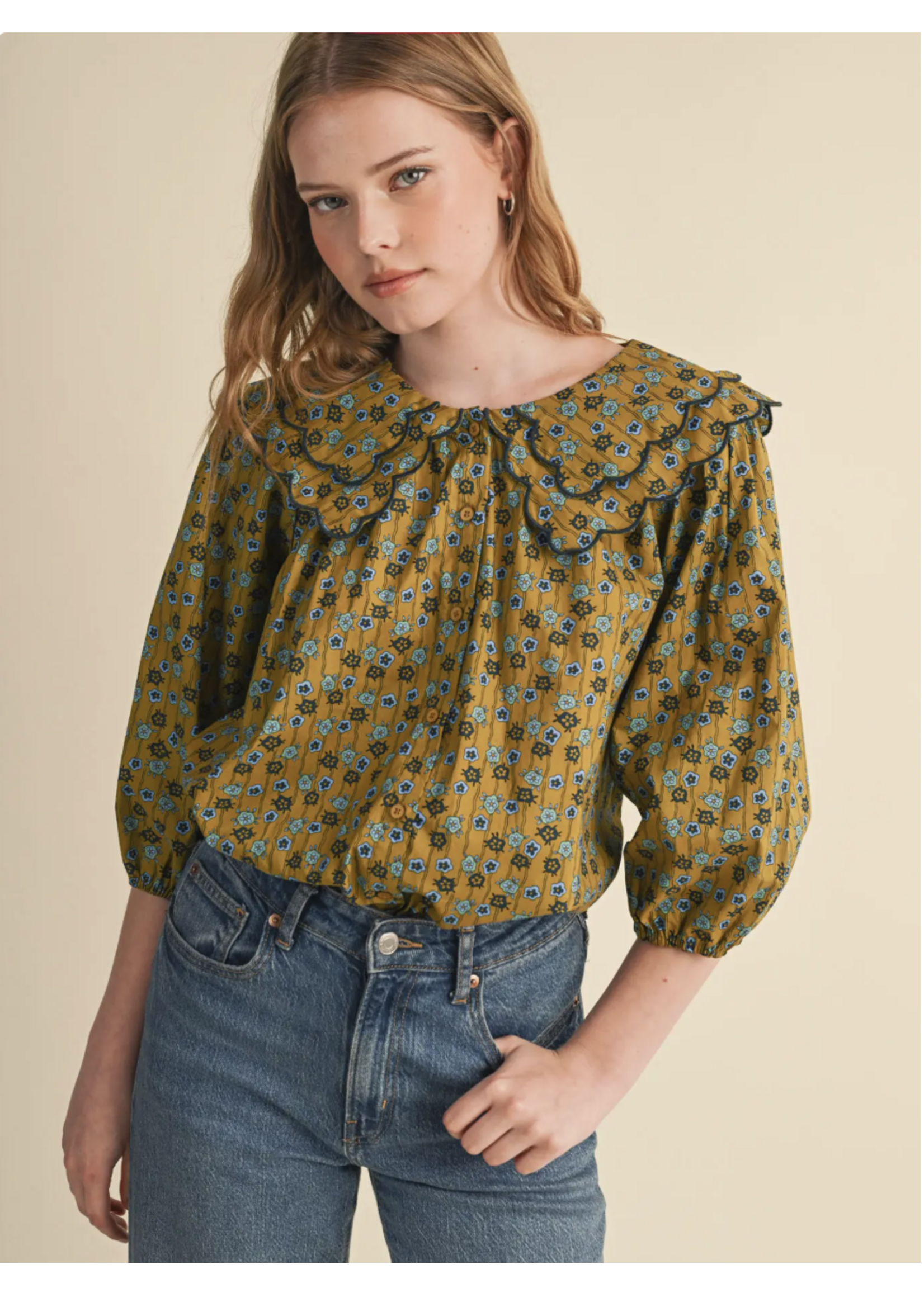 &Merci Scallop Collar Print Blouse - MTP4964