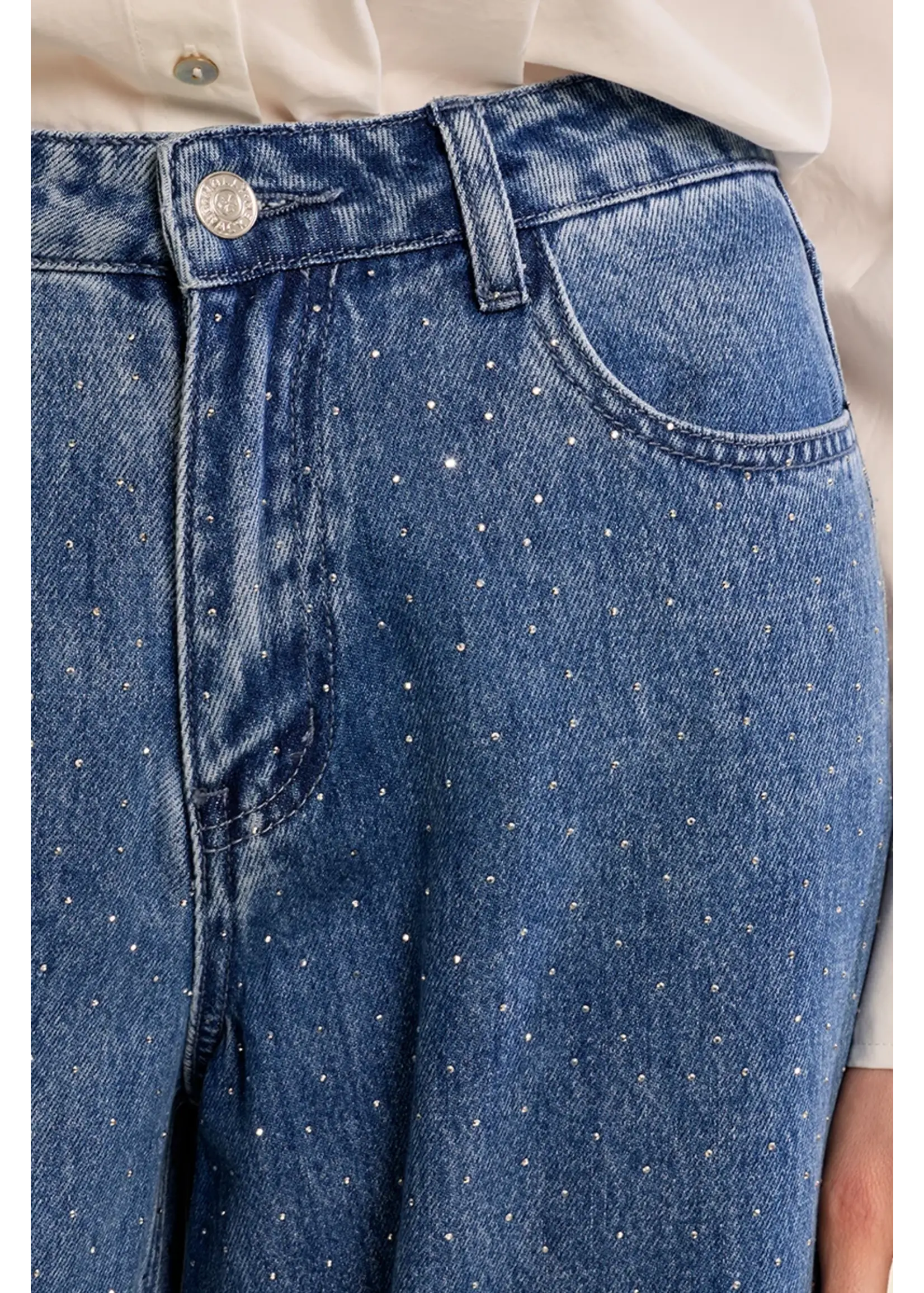 Molly Bracken Flared Rhinestoned Jeans - ES198EH