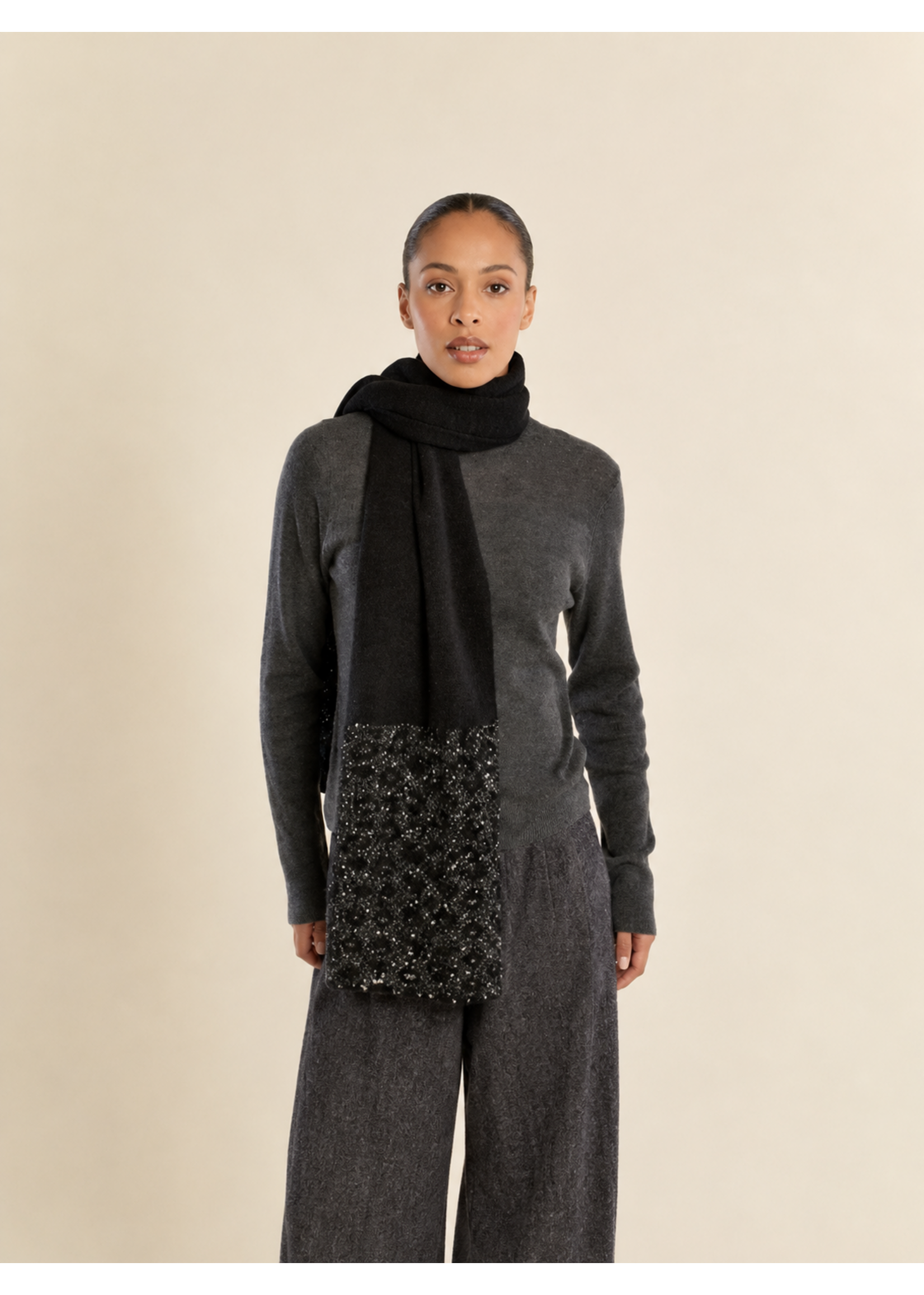 Molly Bracken Leopard Sequin Scarf - B342EH