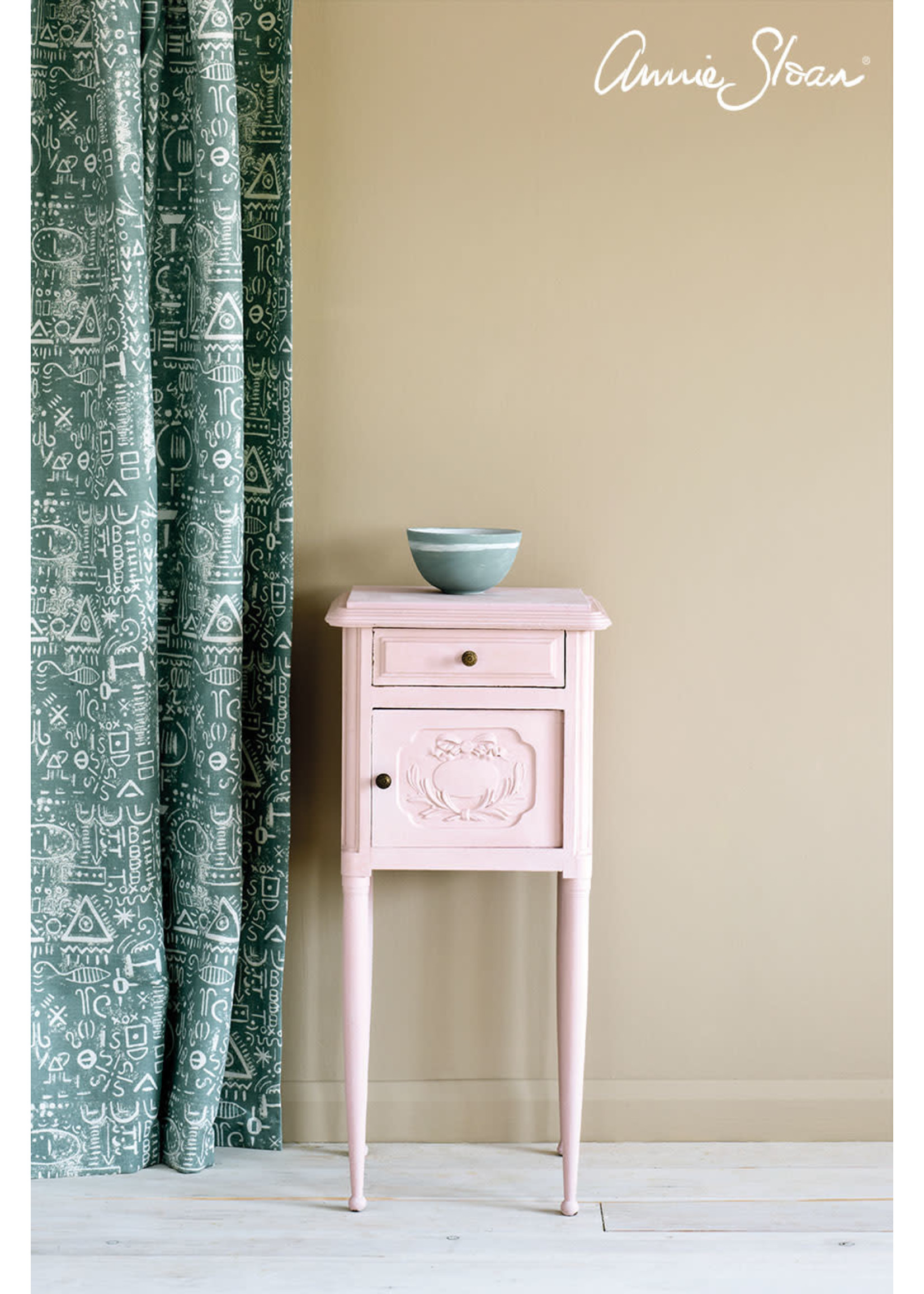 Annie Sloan Chalk Paint® Antoinette Annie Sloan Chalk Paint ®