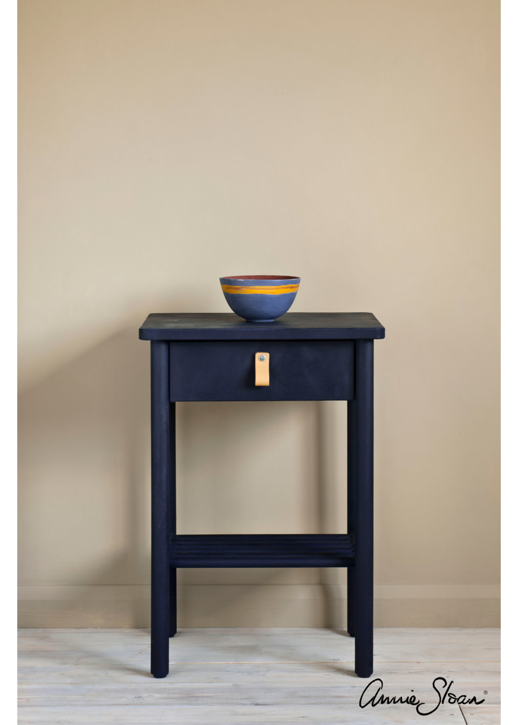 Annie Sloan Chalk Paint® Oxford Navy Annie Sloan Chalk Paint ®