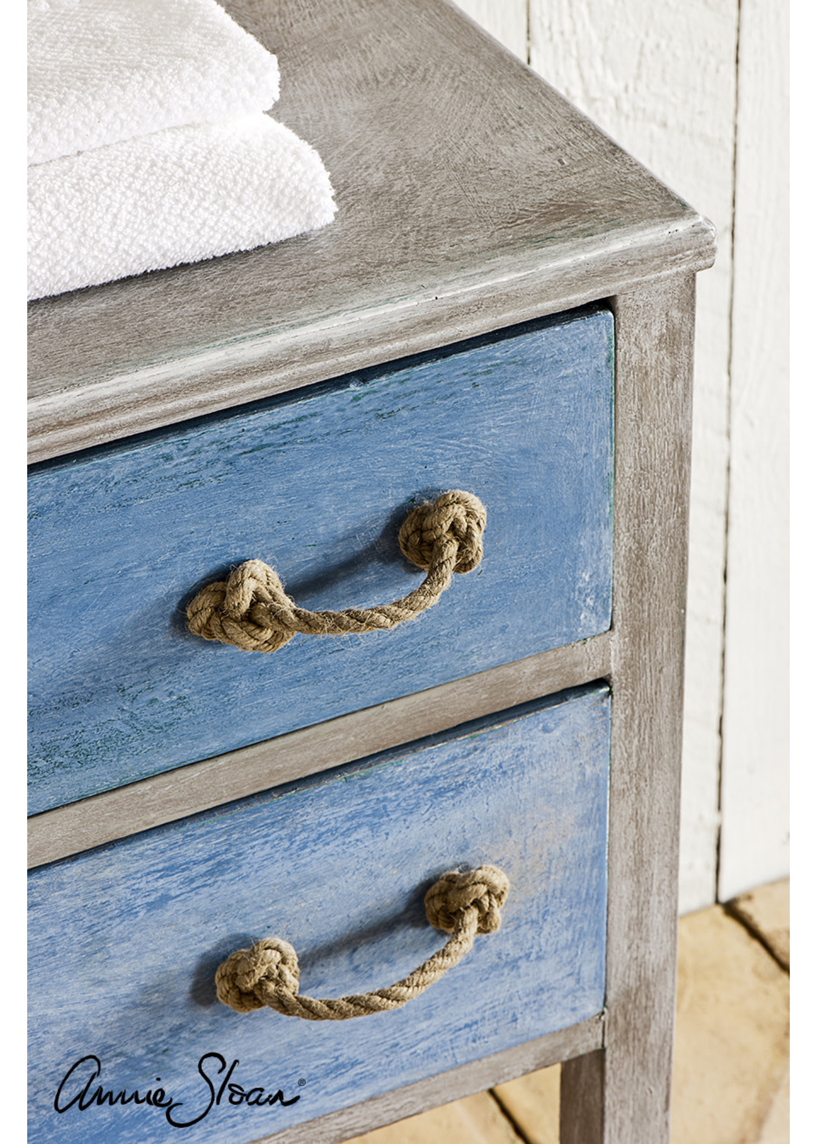 Annie Sloan Chalk Paint® Greek Blue Annie Sloan Chalk Paint ®