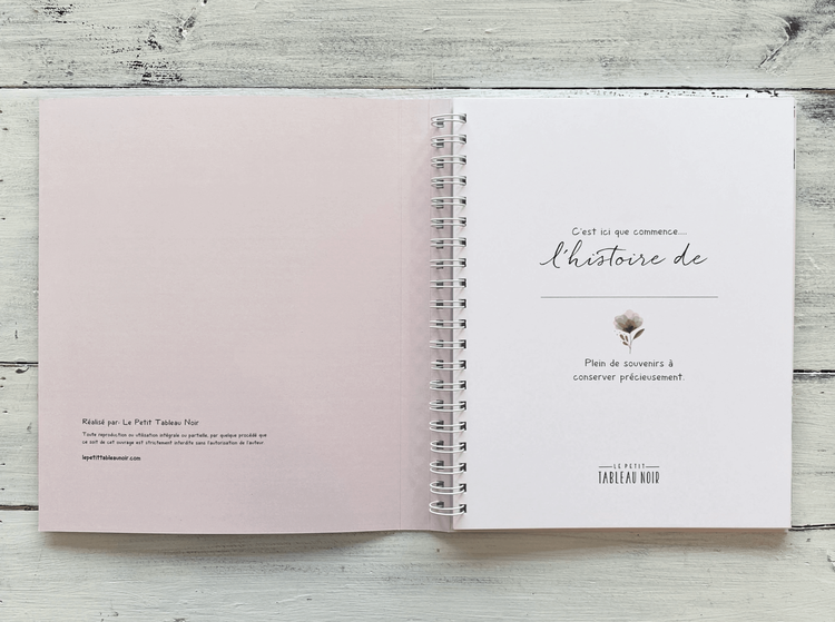 Le Petit Tableau Noir LIVRE DE BÉBÉ FLEURS LE PETIT TABLEAU NOIR