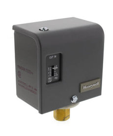 DiversiTech Pressure Control Pressuretrol with Additive Differential 24/120/240/277 Volt 0.5-9 Pounds per Square Inch 150 Degrees Fahrenheit