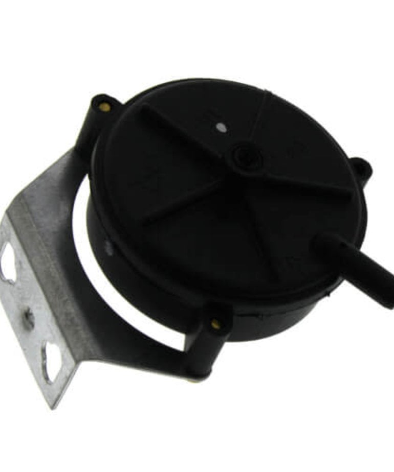 DiversiTech Air Pressure Switch -0.70IWC (Green Dot)B1370158
