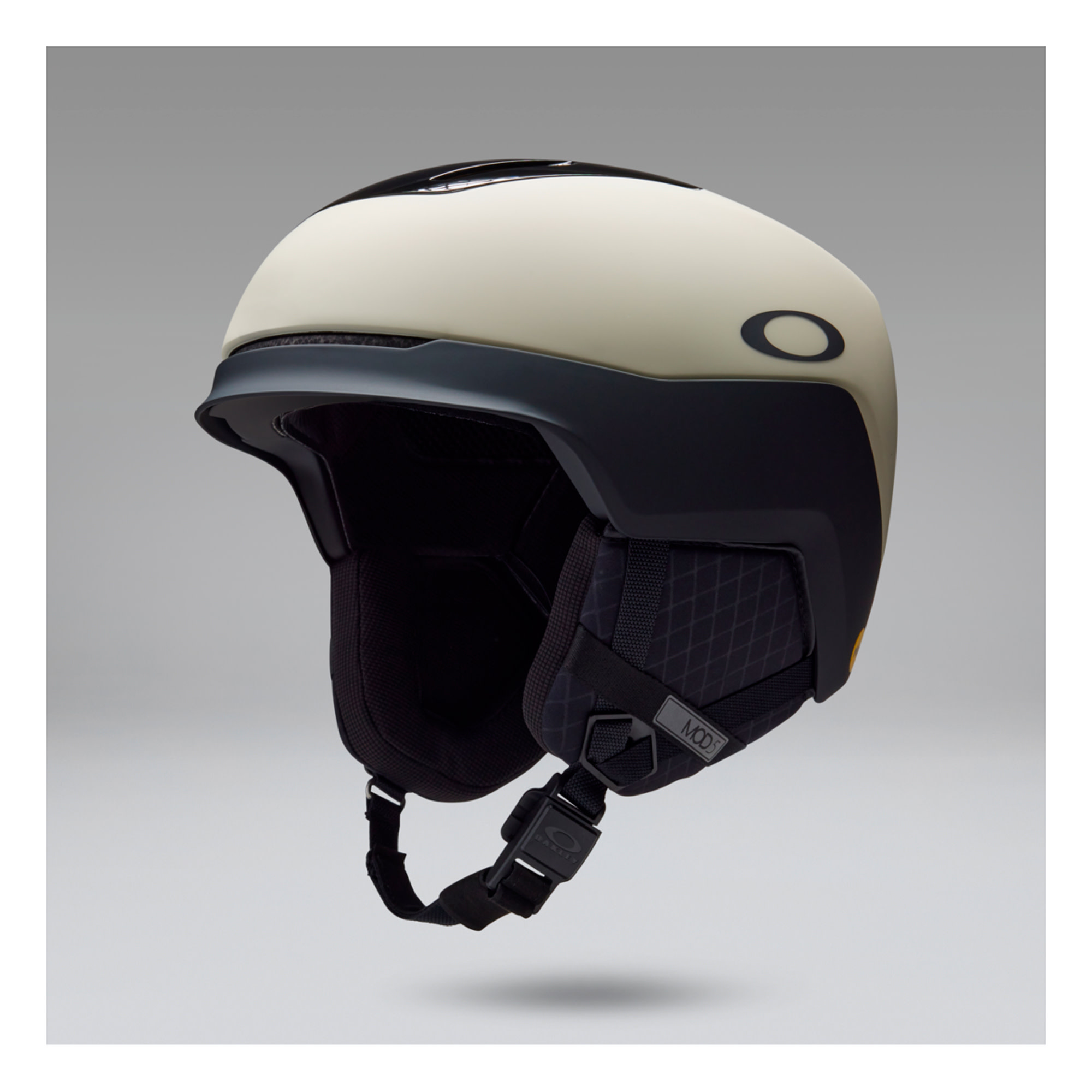 Oakley Mod5 Helmet (26/27)