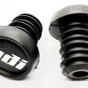 ODI PUSH-IN PLUG - BLACK