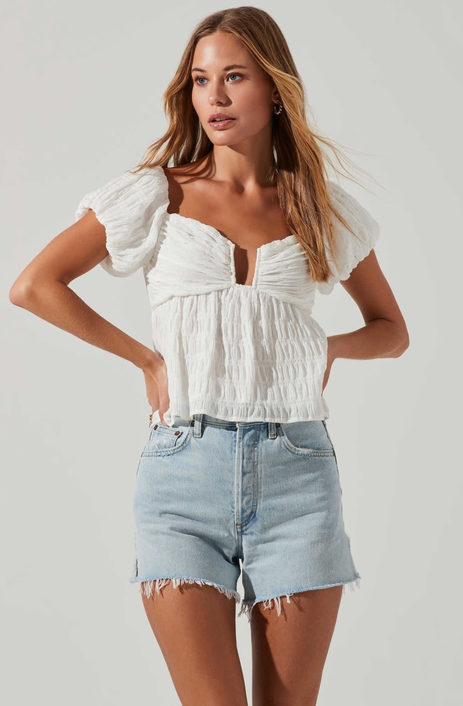 Nalda Crinkle Puff Sleeve Top - Lily + James