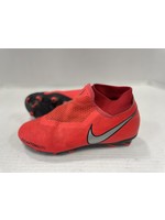 Nike NIKE PHANTOM VSN SHOE RED SZ 5.5